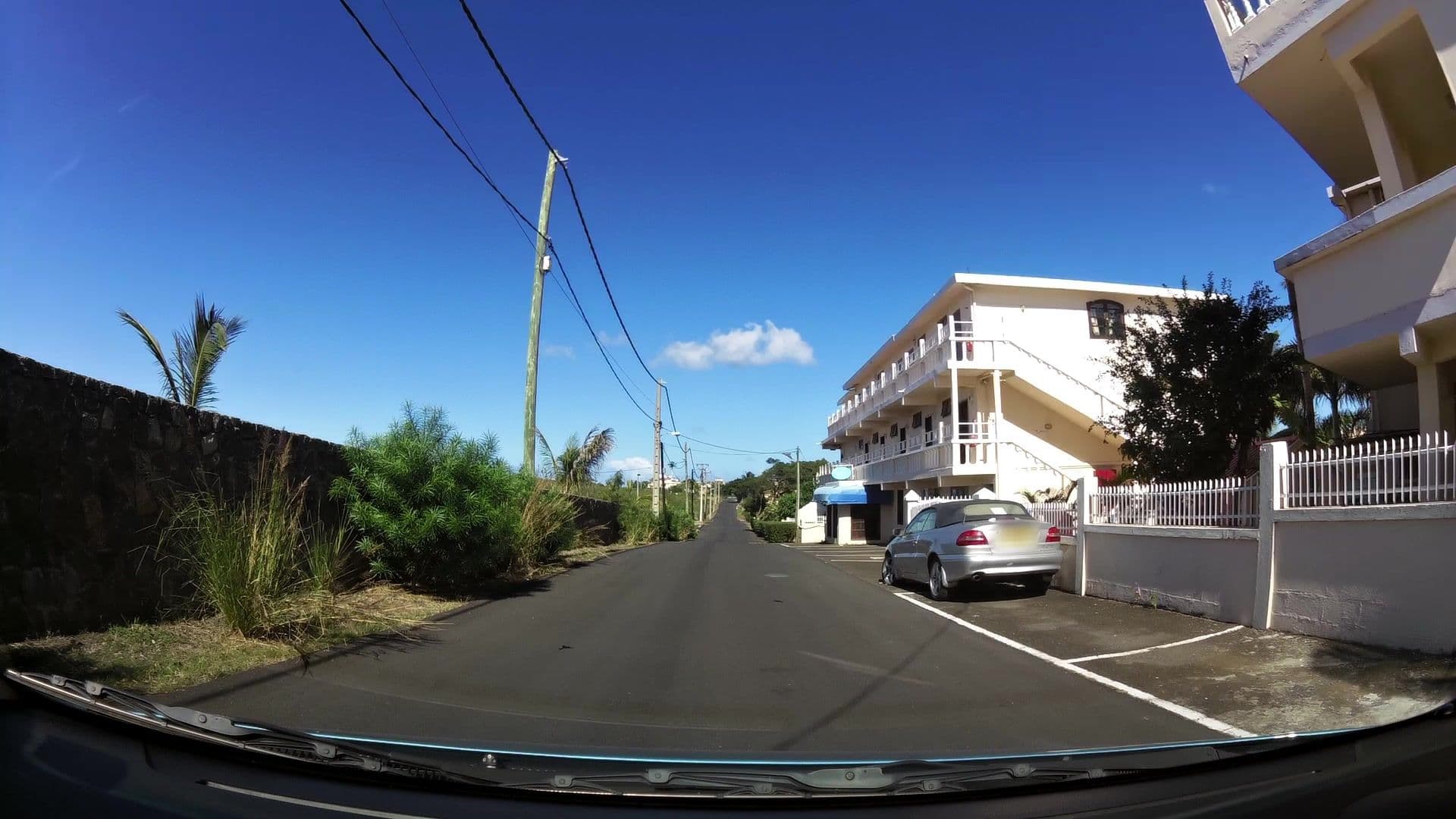 Street view near Cocoon Signature, Flic en Flac — © kaartcam (CC BY-SA · Mapillary)