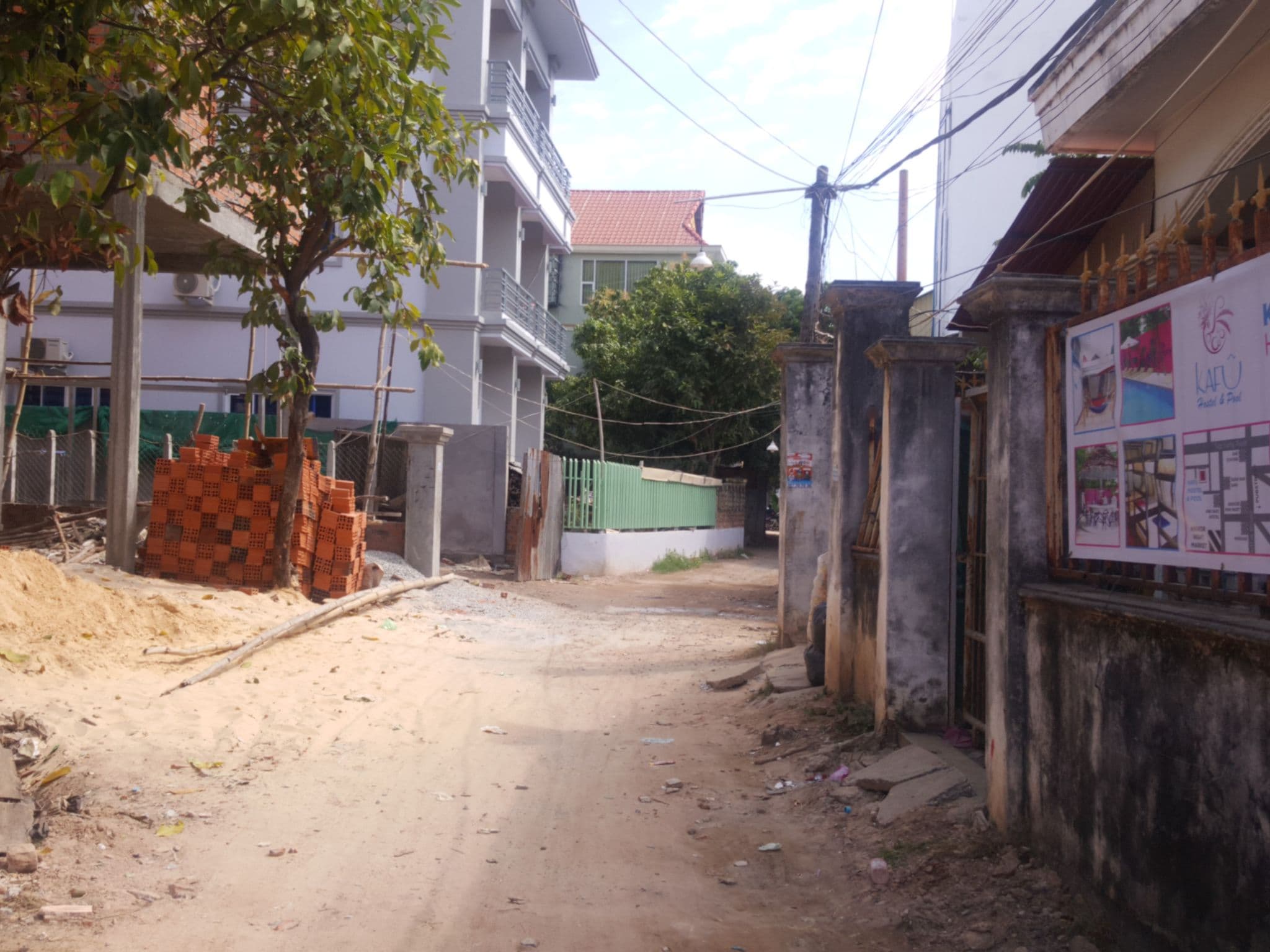 Street view near Kalinga Art Home Guest House - Bed in Male Dormitory Room, Siem Reap — © mwinstrup (CC BY-SA · Mapillary)