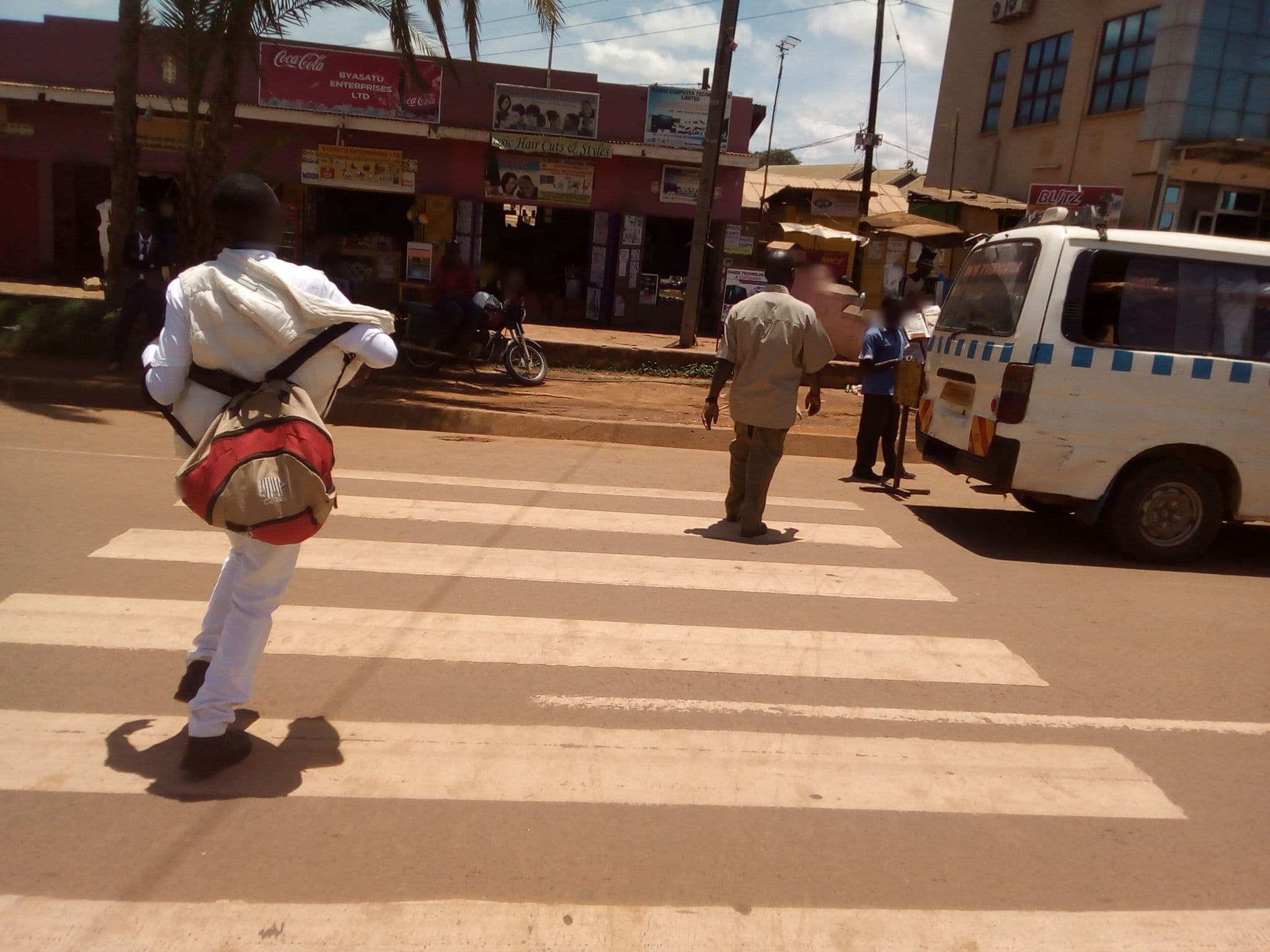 Street view near Hotel Millenium, Bunamwaya — © eddie11 (CC BY-SA · Mapillary)