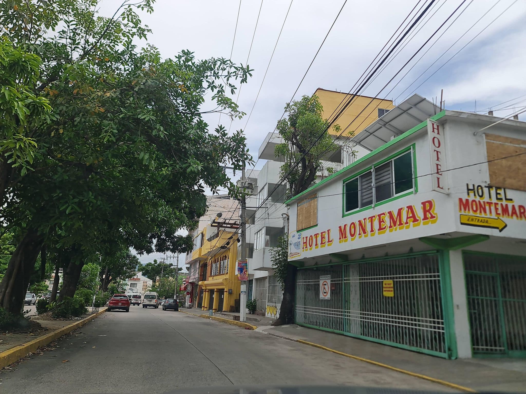 Street view near Hotel Montemar Acapulco, Acapulco de Juárez — © SamOlivaresl (CC BY-SA · Mapillary)
