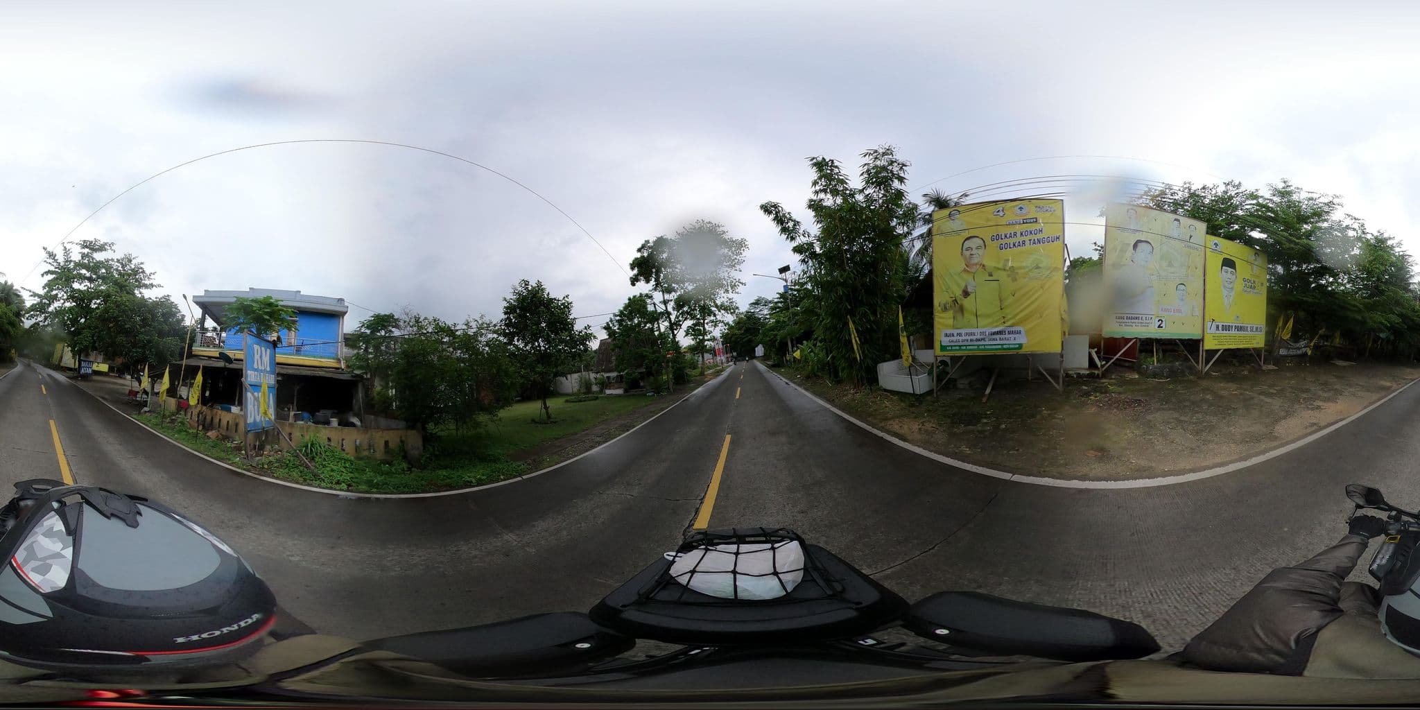Street view near Hotel Tirta Bahari, Sidareja — © Kaart_Local (CC BY-SA · Mapillary)