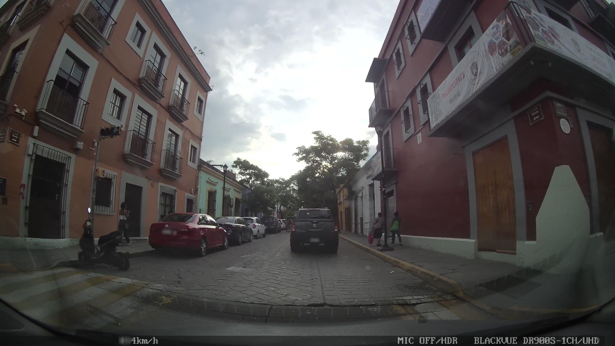 Street view near Iguana Hostel Oaxaca, Oaxaca — © nicovargas (CC BY-SA · Mapillary)