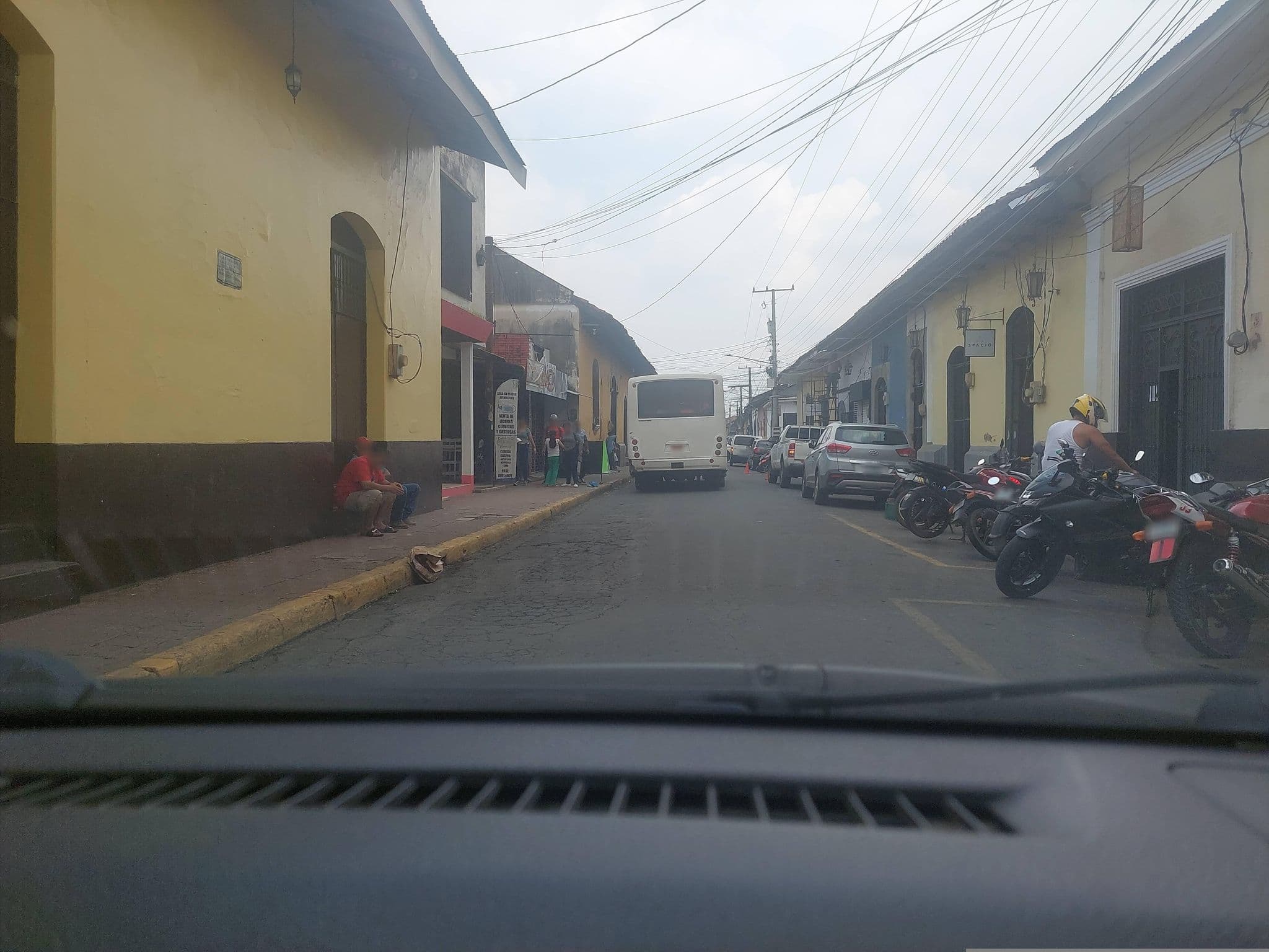 Street view near Hostal Lazybones, León — © robper78 (CC BY-SA · Mapillary)