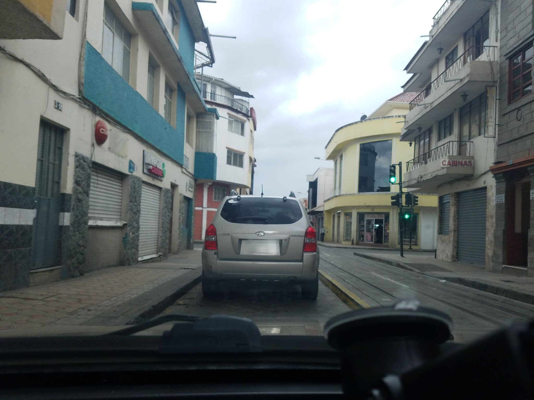 Street view near Hotel Gran Colombia, Cuenca — © frucoec (CC BY-SA · Mapillary)