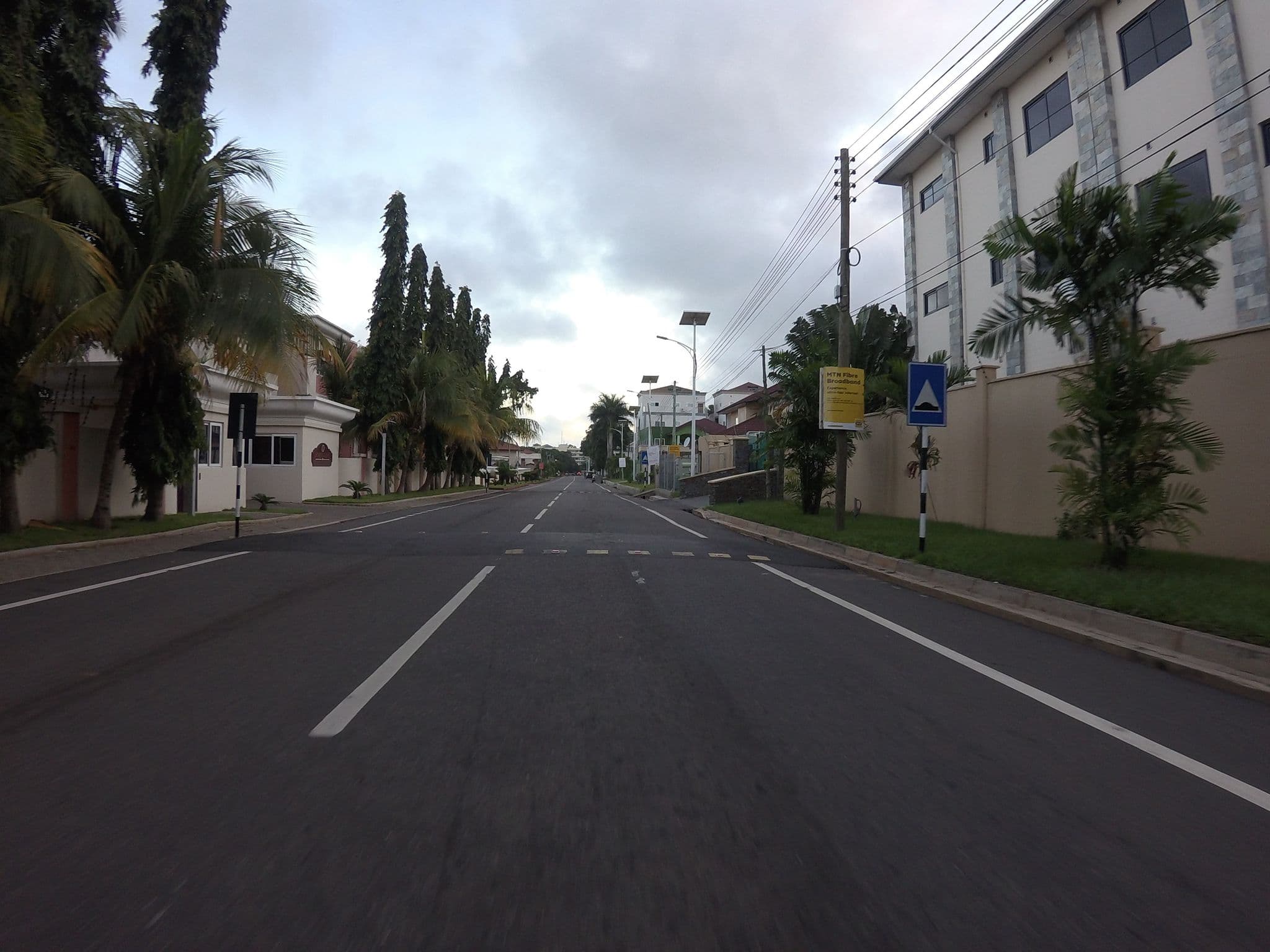 Street view near Fiesta Residences Boutique Hotel & Serviced Apartments, Osu — © mawutor (CC BY-SA · Mapillary)