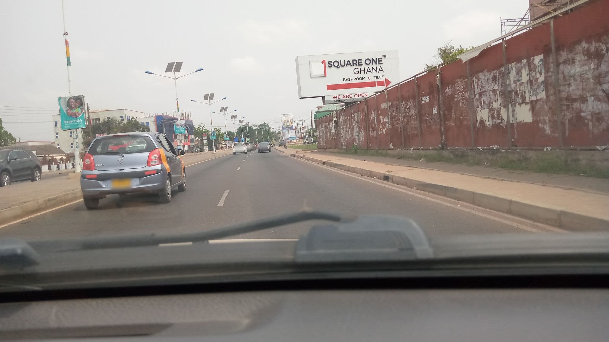 Street view near Royal Cockpit Hotel, Medina Estates — © awezgeo (CC BY-SA · Mapillary)