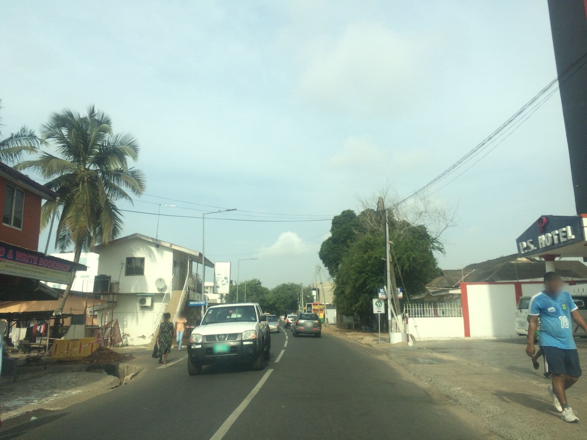 Street view near Prestige Suite Hotel, Osu — © mawutor (CC BY-SA · Mapillary)