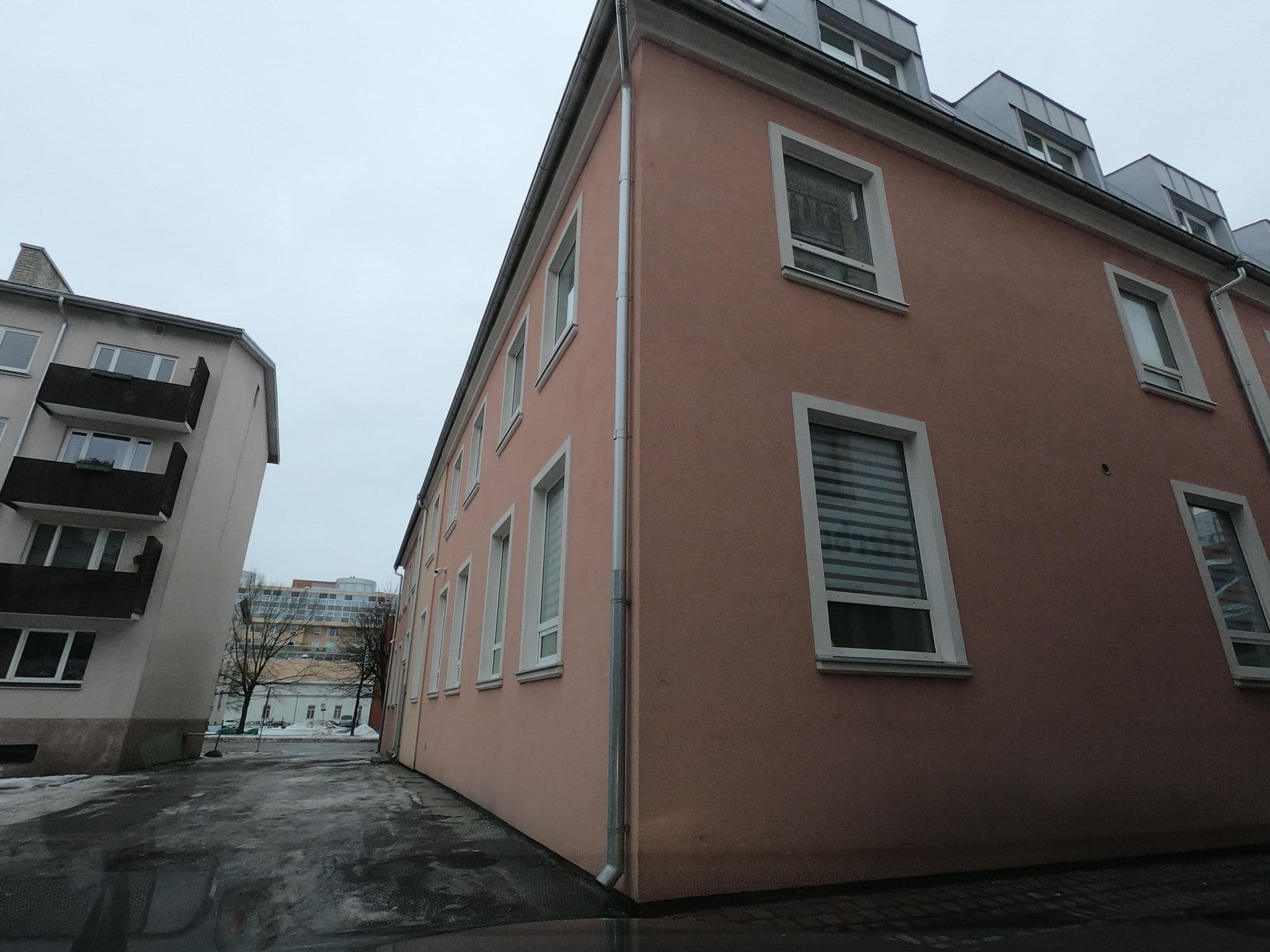 Street view near Hotel, Pärnu — © richlv (CC BY-SA · Mapillary)