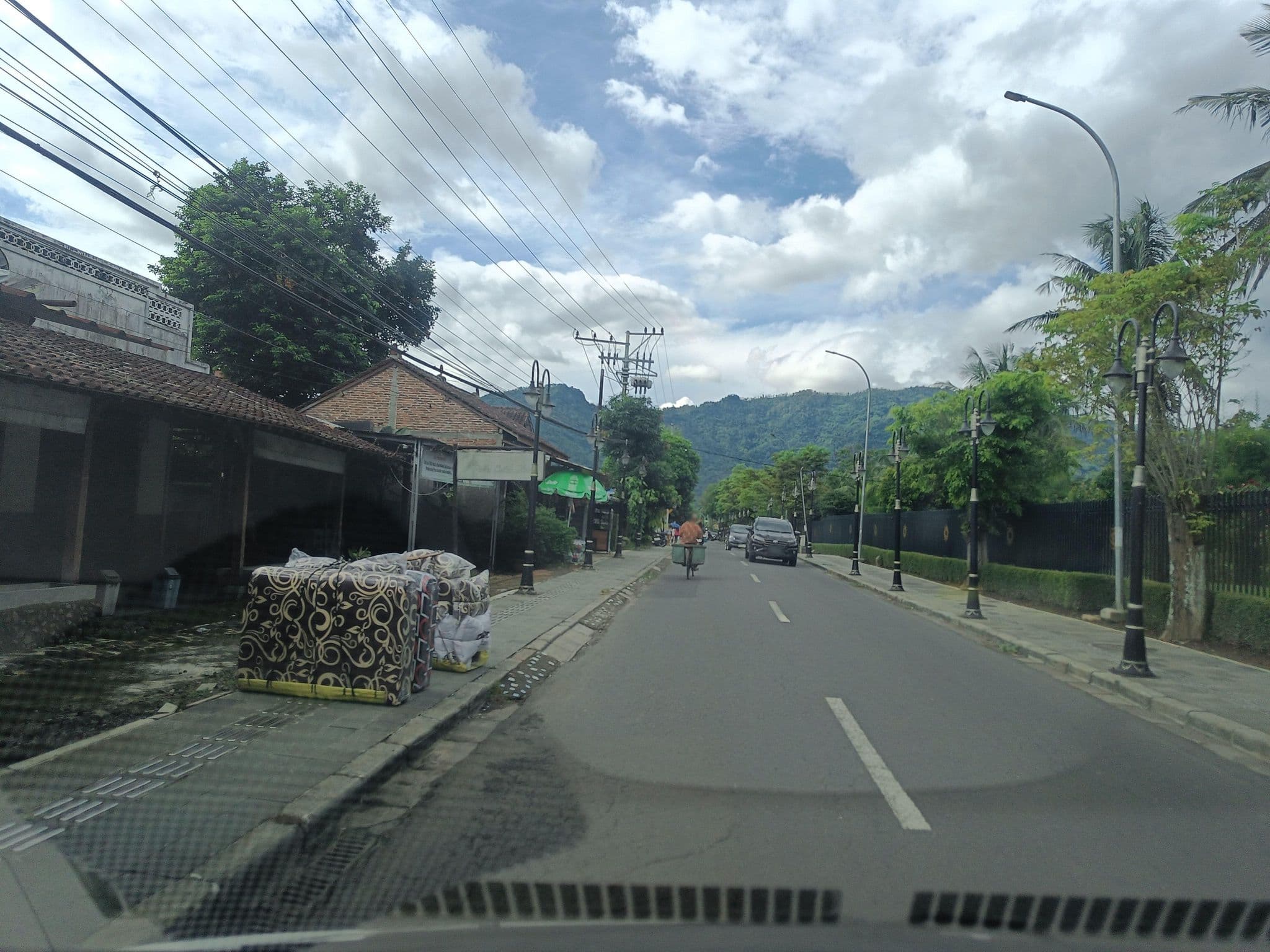 Street view near Cempaka Villa, Muntilan — © hen0ch (CC BY-SA · Mapillary)