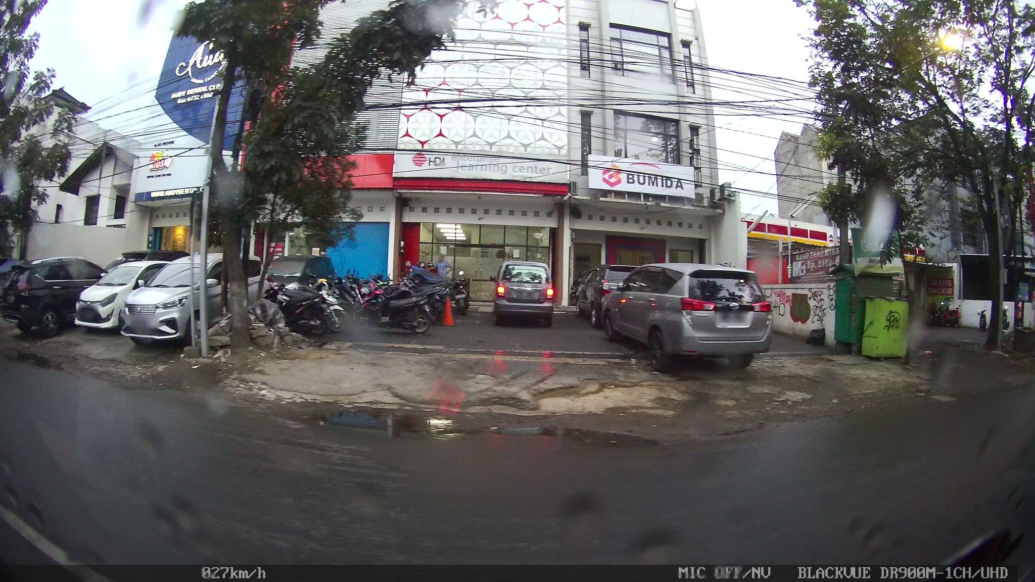 Street view near dPalma Hotel, Bandung
