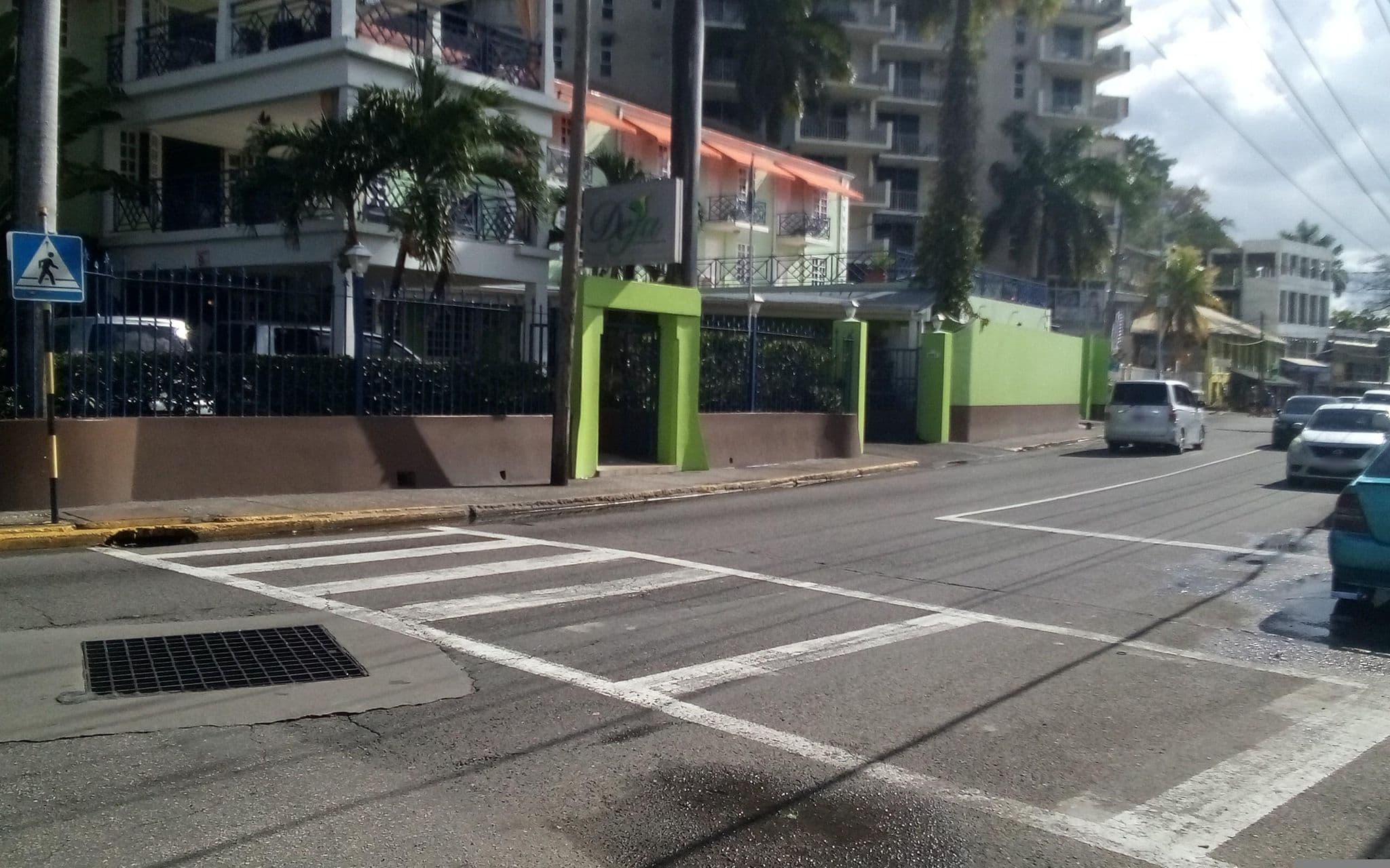 Street view near Studio Montego Bay Club, Montego Bay — © ibrahimabdulaikargbo (CC BY-SA · Mapillary)