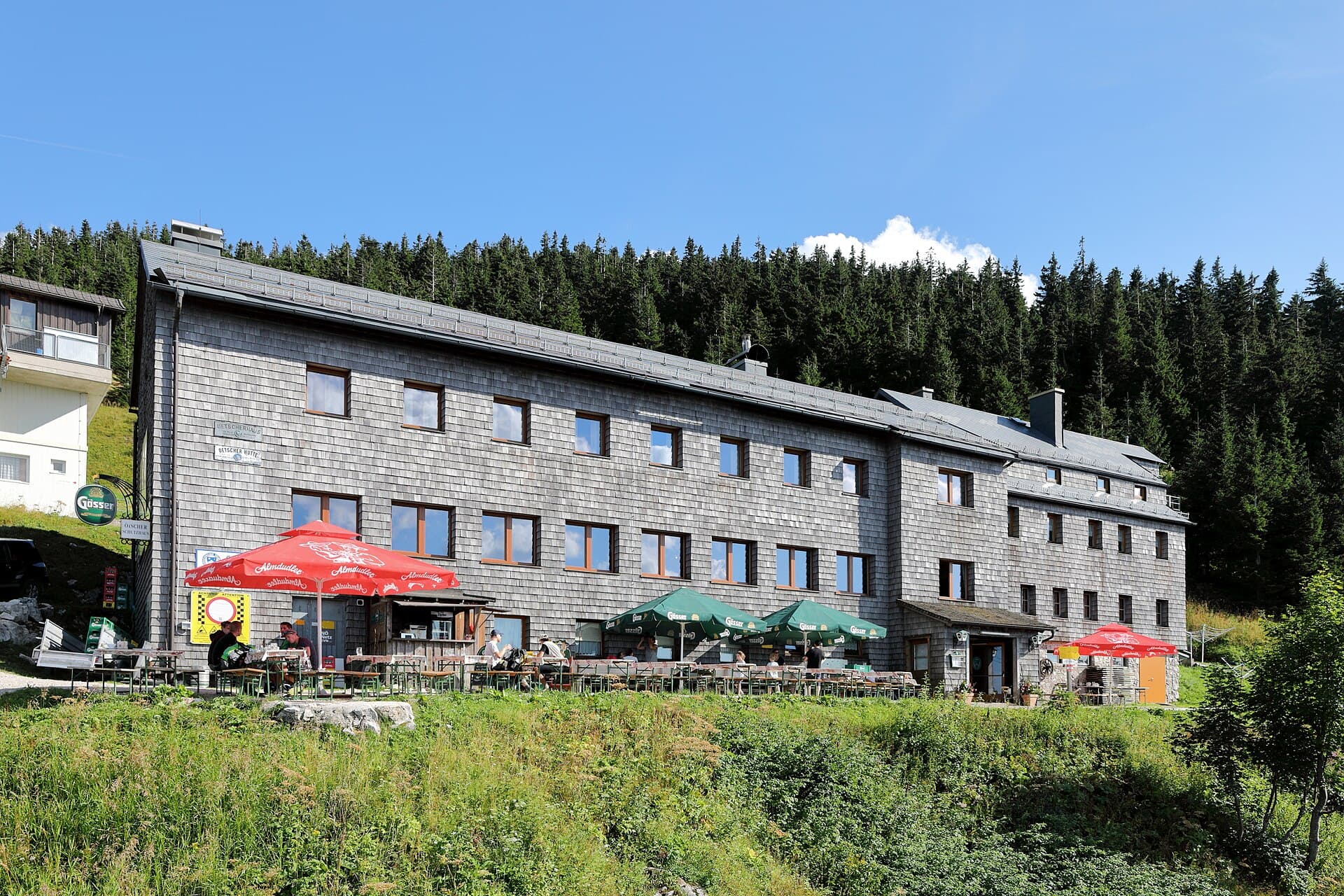 Ötscherschutzhaus (via Wikimedia Commons, CC BY-SA 4.0)