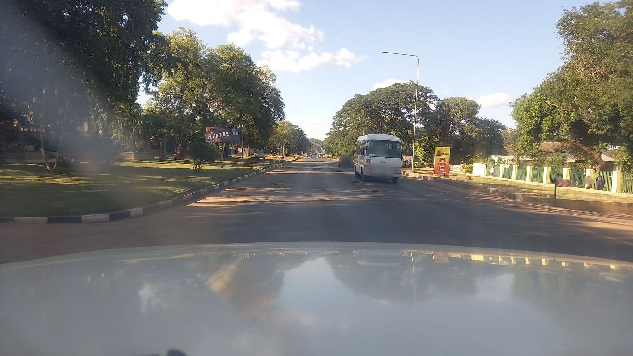 Street view near Pumulani Lodge Livingstone, Livingstone — © mkafula (CC BY-SA · Mapillary)