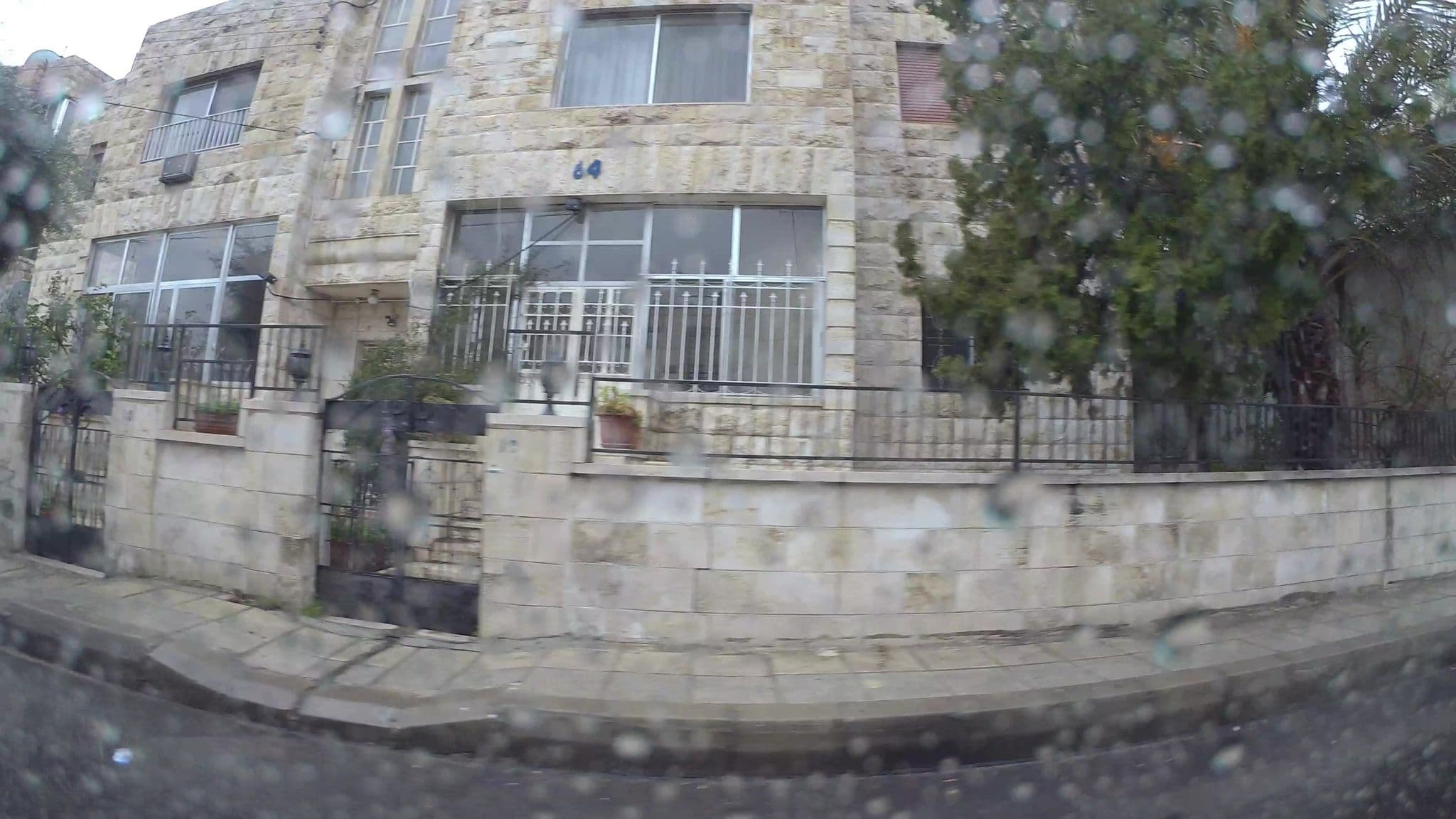 Street view near Beit Ahlan, Amman — © kaart_1 (CC BY-SA · Mapillary)