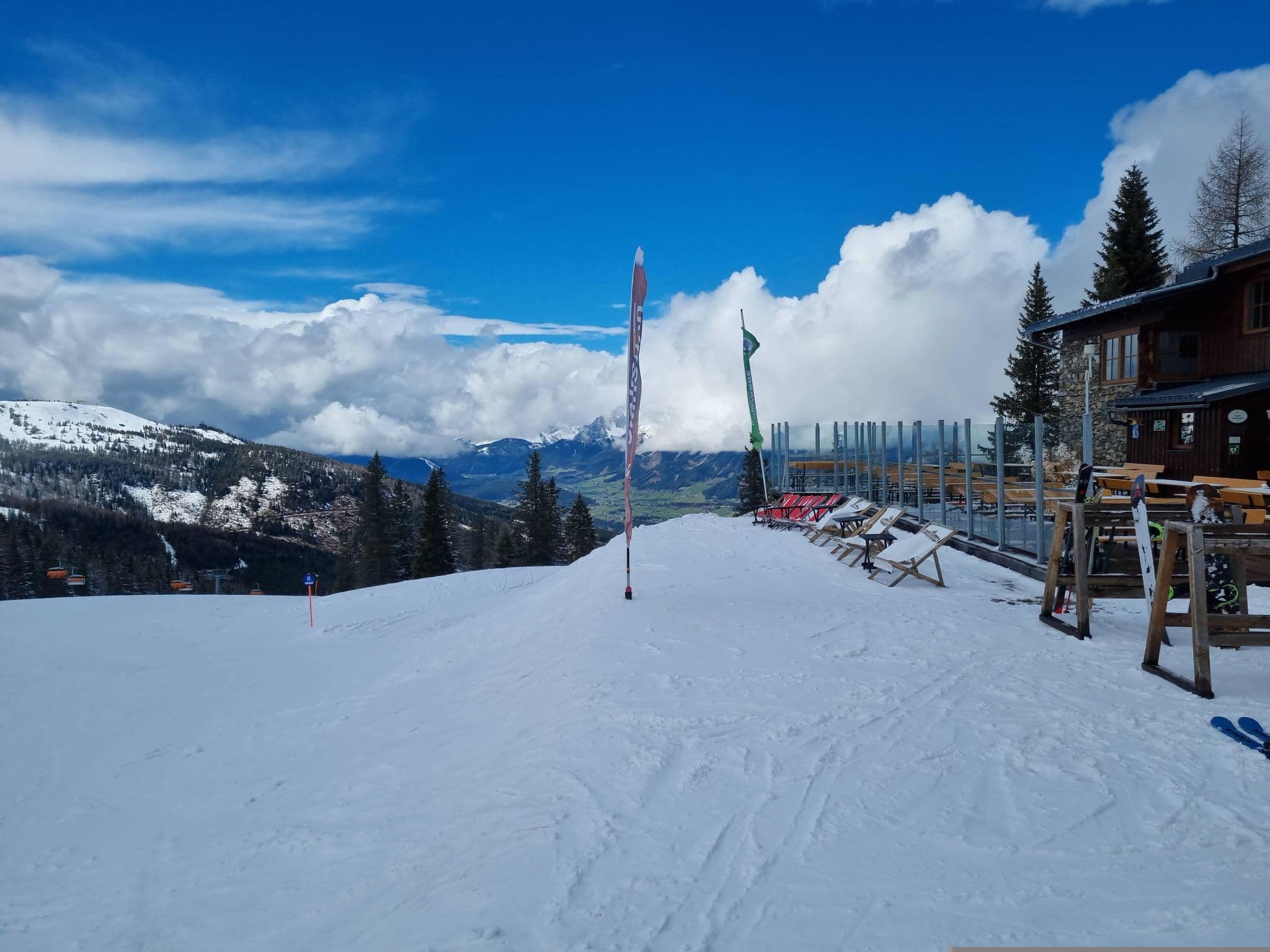 Street view near Naturfreundeschutzhaus Kaiblingalm, Haus im Ennstal — © MakiWolf (CC BY-SA · Mapillary)