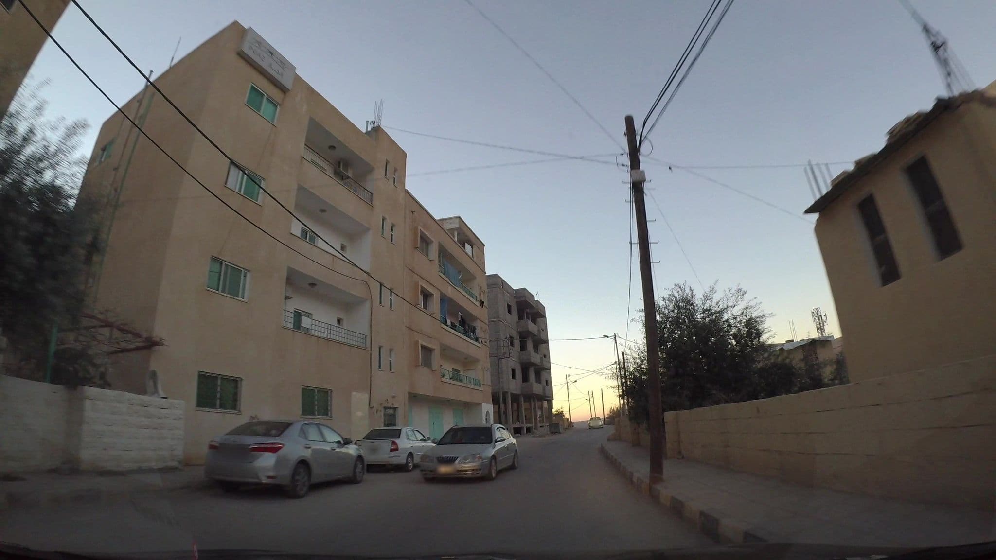 Street view near Petra Peace Town Hotel, Wādī Mūsá — © kaartcam (CC BY-SA · Mapillary)