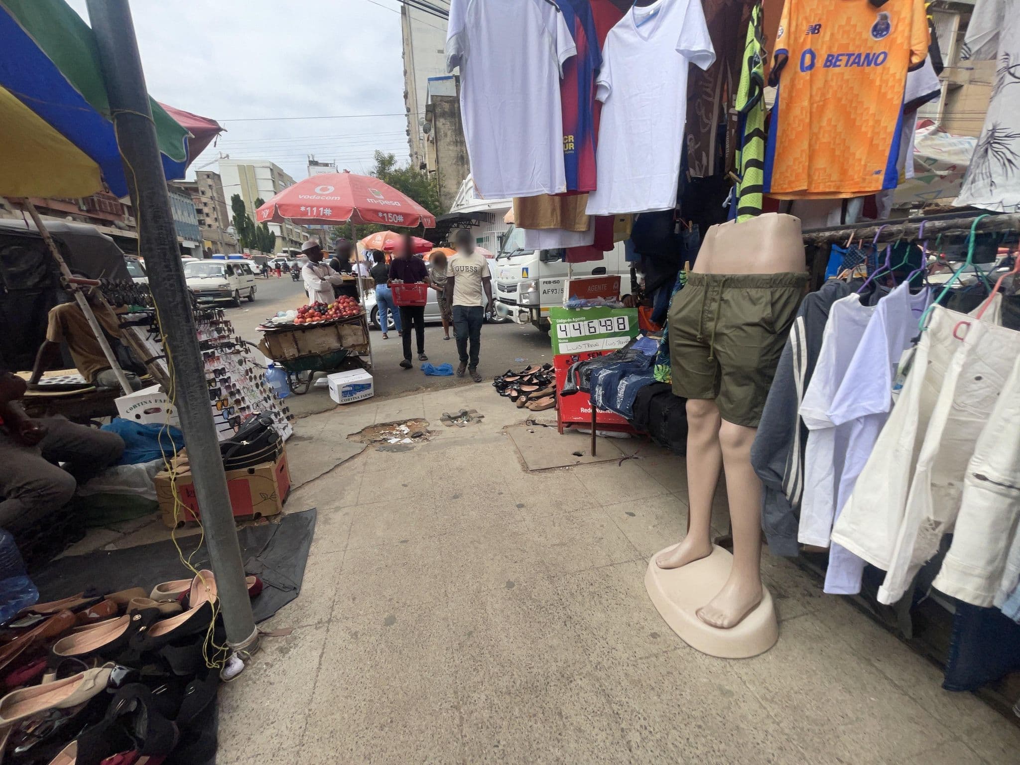 Street view near Green Stay house, Maputo — © Bongani_Nhaquila (CC BY-SA · Mapillary)