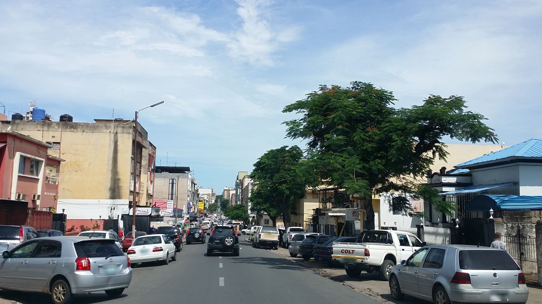 Street view near Residencial Taj Mahal, Maputo — © rsekkel (CC BY-SA · Mapillary)