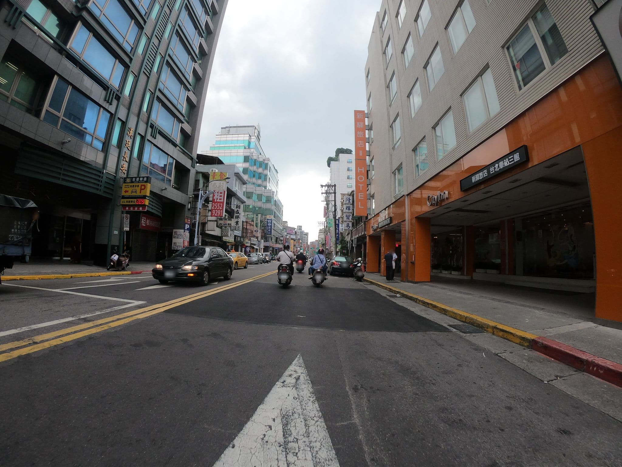 Street view near 新驛旅店台北車站三館 CityInn Hotel Taipei Station Branch III, Taipei — © heretpe2019 (CC BY-SA · Mapillary)