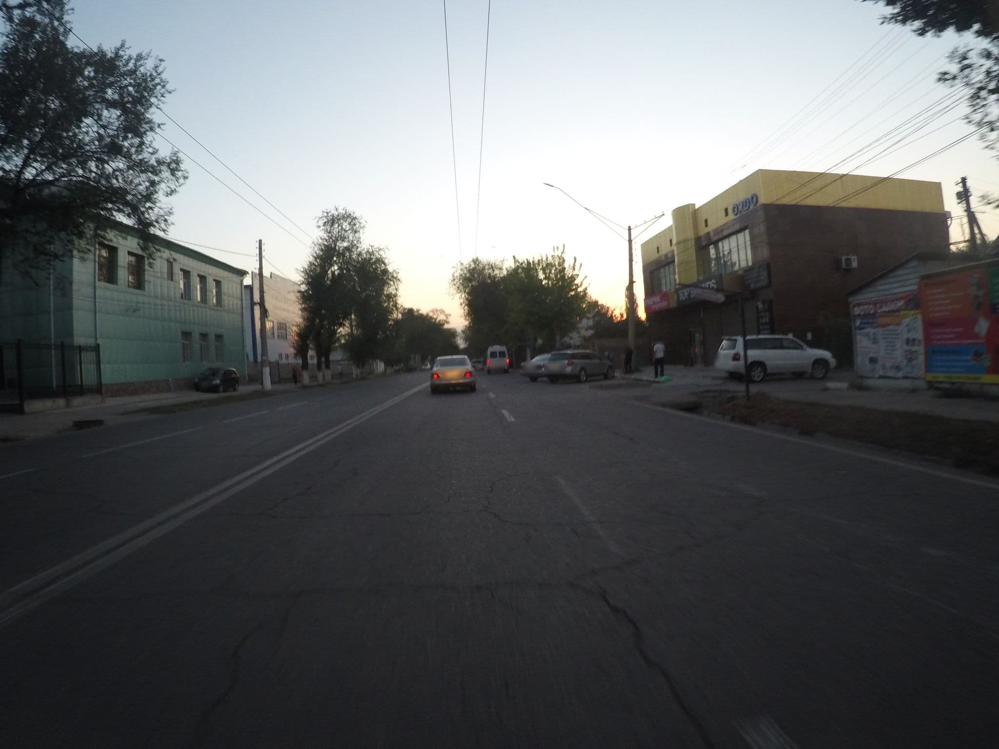 Street view near Tokyo Hotel, Bishkek — © chrisbeddow (CC BY-SA · Mapillary)