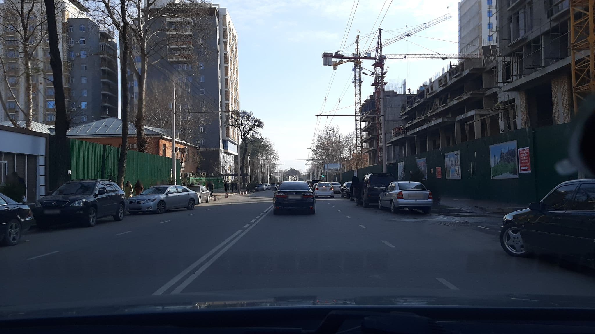 Street view near The Rumi Hotel, Dushanbe — © krah (CC BY-SA · Mapillary)