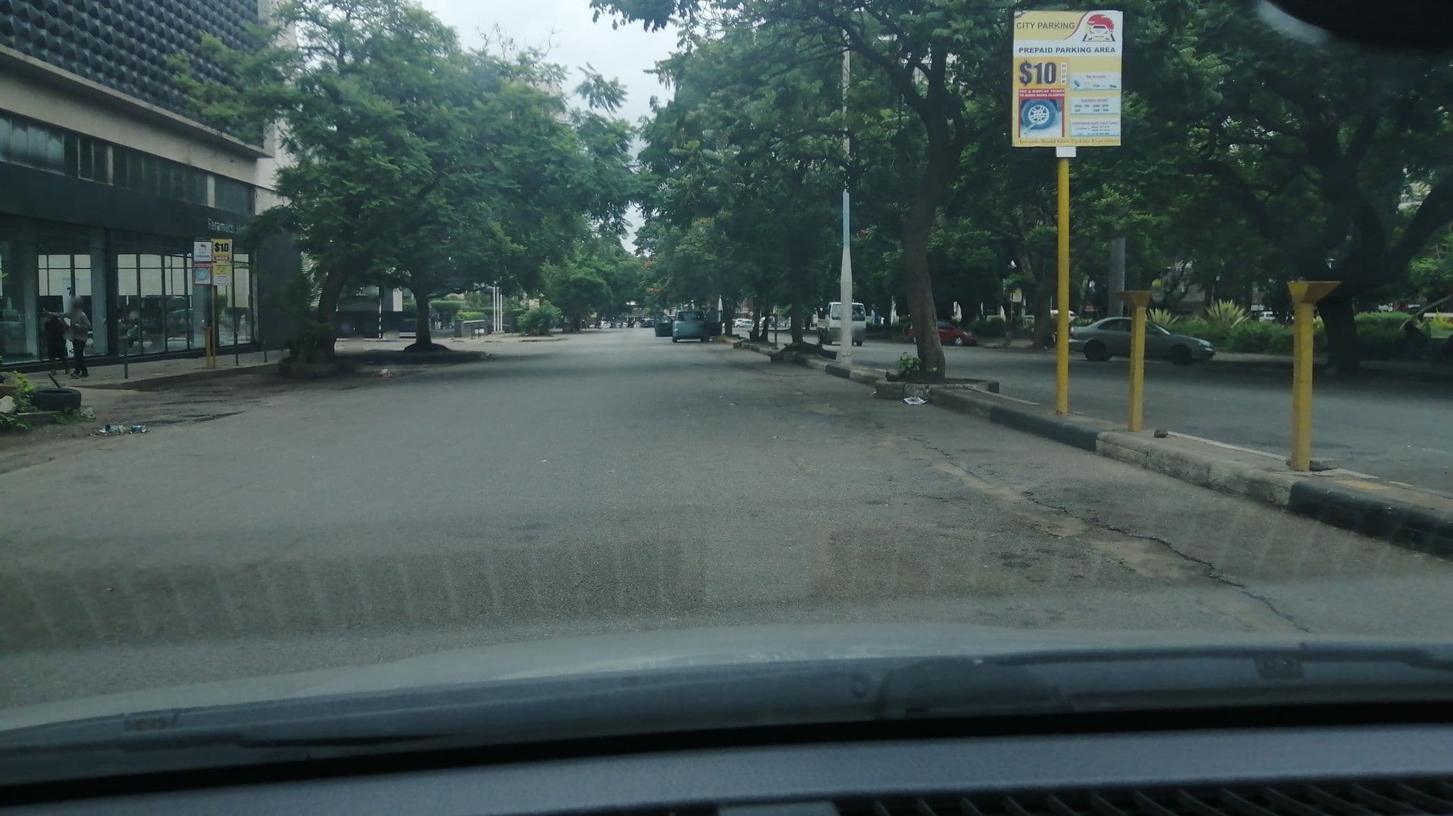 Street view near The Harare Club, Harare — © sadombaj (CC BY-SA · Mapillary)