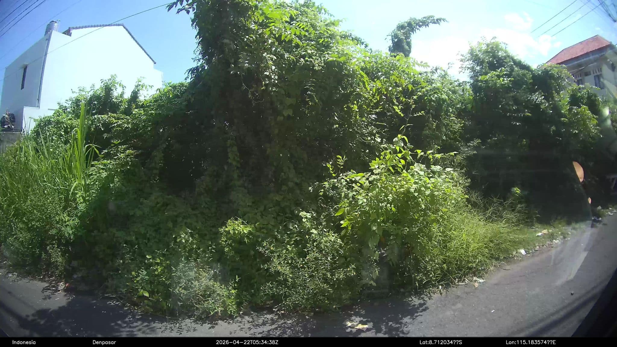 Street view near Pondok Sutya, Legian — © Kaart---LEFT (CC BY-SA · Mapillary)