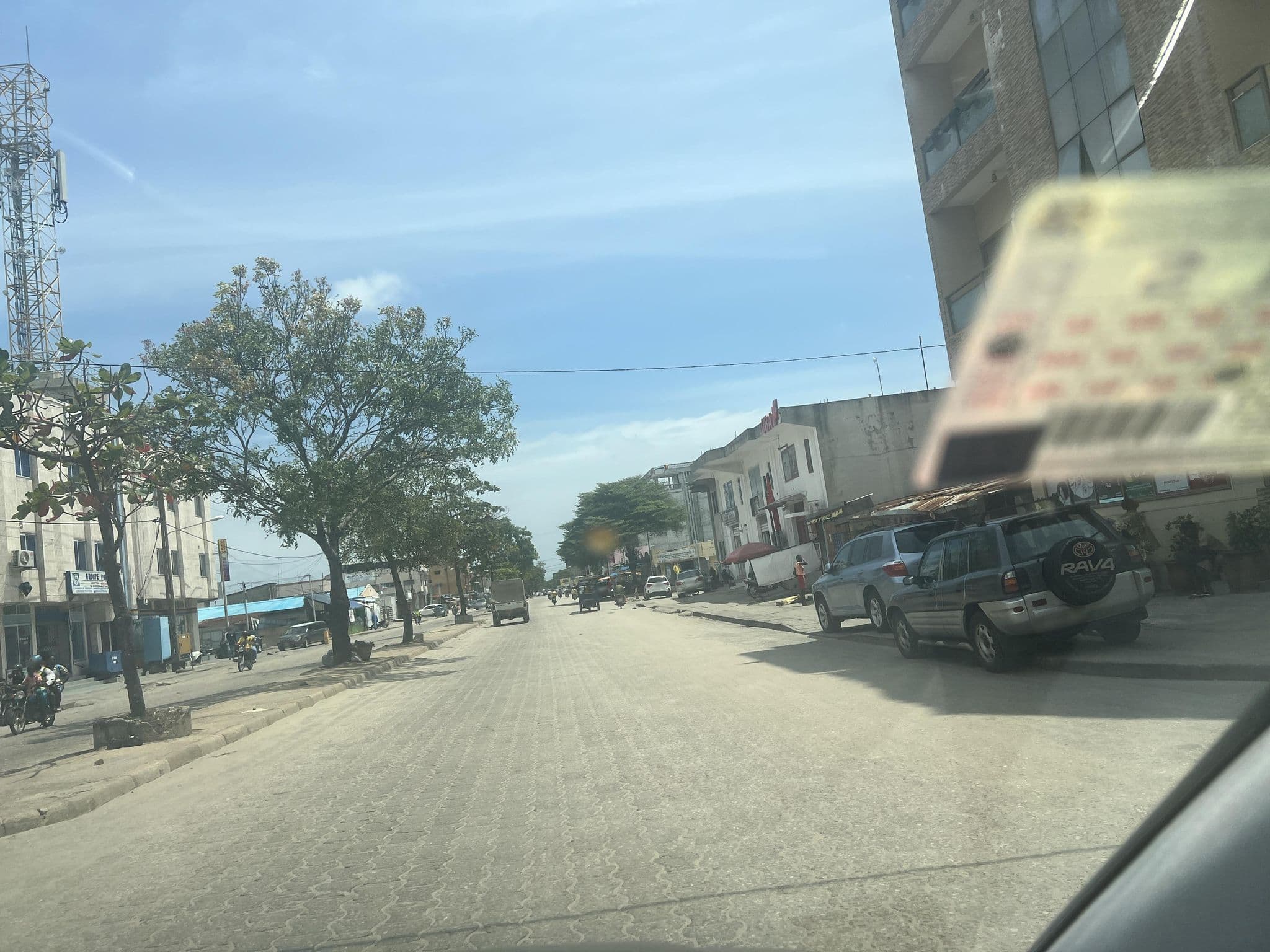 Street view near DJEMBÉ APPART'HOTEL, Cotonou — © ajestan (CC BY-SA · Mapillary)