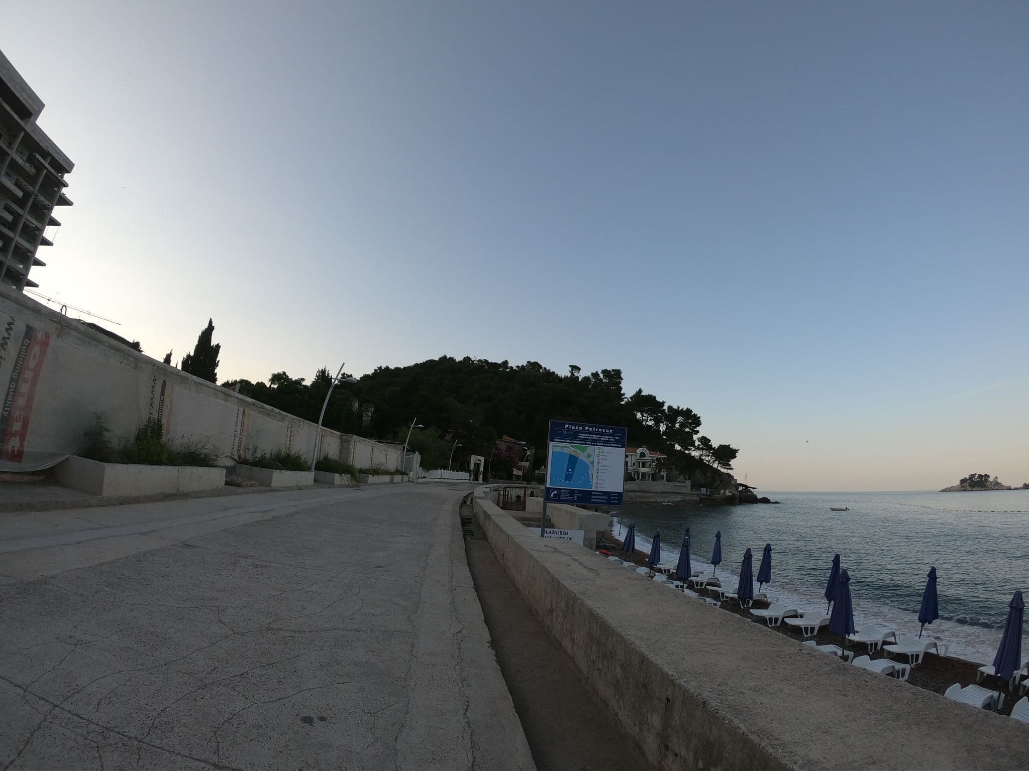 Street view near Hotel Crystal Petrovac, Petrovac na Moru — © jakka (CC BY-SA · Mapillary)