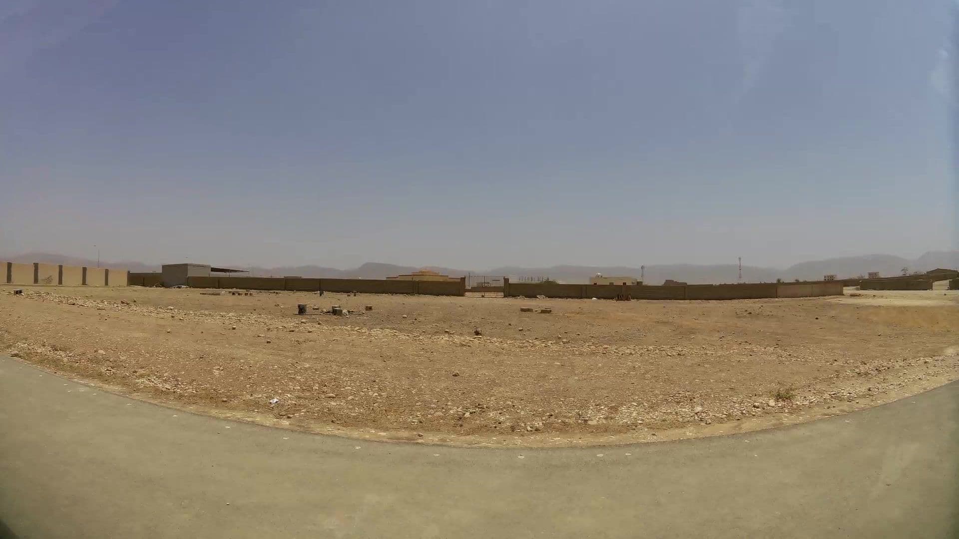 Street view near استراحة ريماء Hotel Reema, Şalālah — © kaartcam (CC BY-SA · Mapillary)