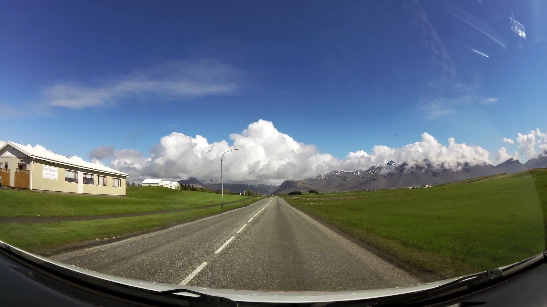 Street view near Lónið Apartments, Höfn — © kaartcam (CC BY-SA · Mapillary)
