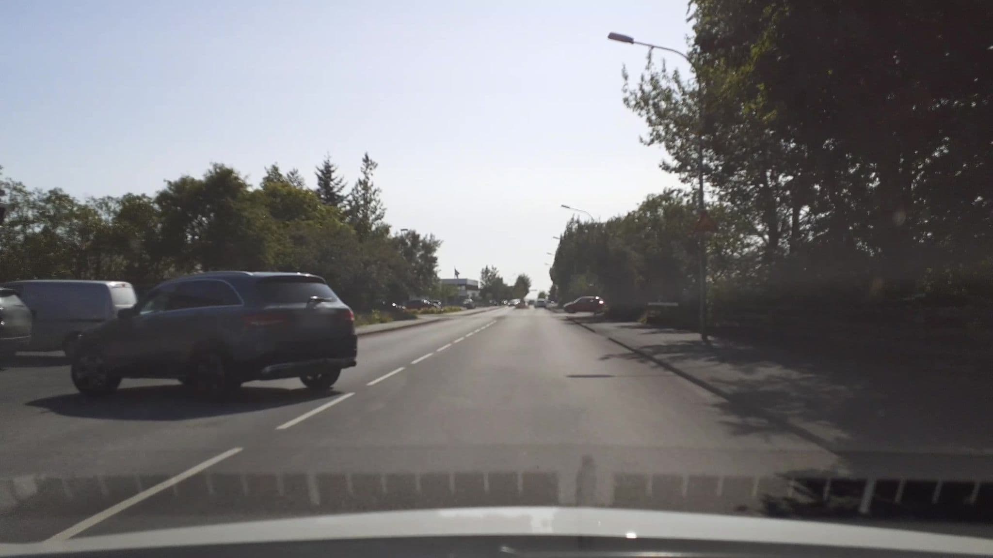 Street view near Matkráin Apartments, Hveragerði — © kjarrval (CC BY-SA · Mapillary)