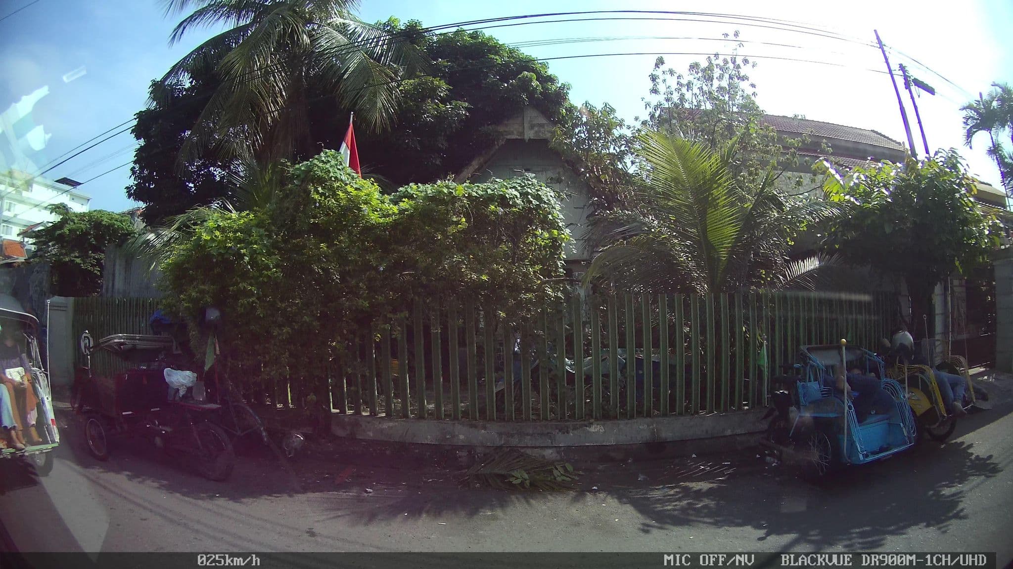 Street view near Patra Malioboro, Yogyakarta — © kaart5 (CC BY-SA · Mapillary)
