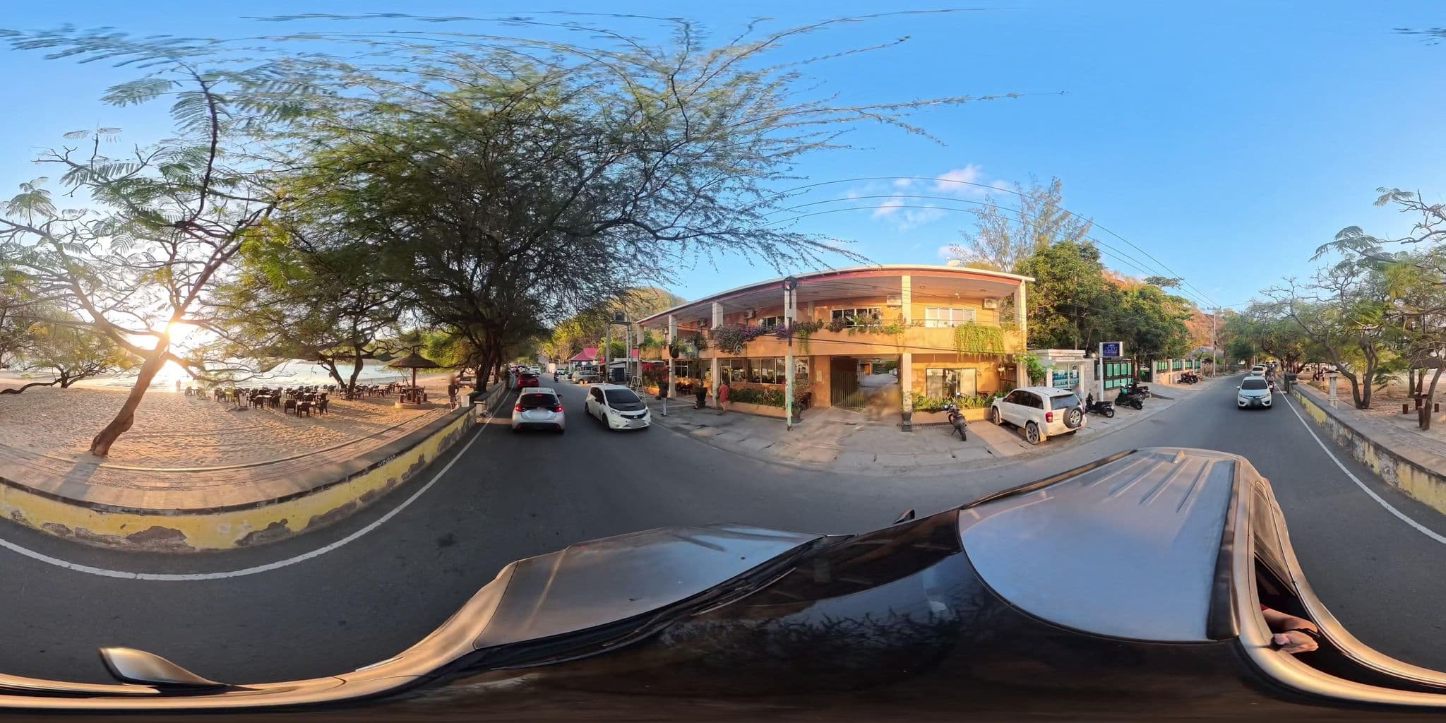 Street view near Beachside Hotel, Dili — © kahbeng (CC BY-SA · Mapillary)