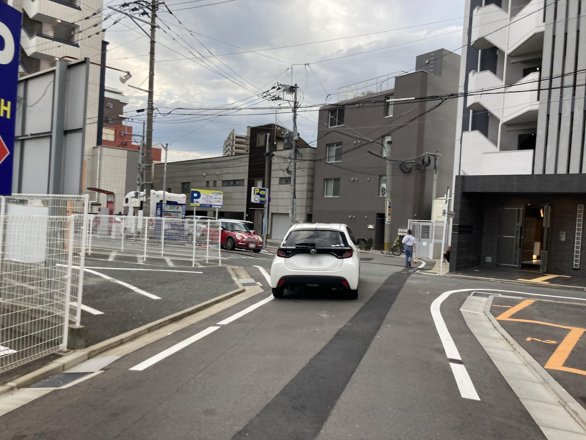 Street view near HOTEL AIRSTAR, Fukuoka — © alt9800 (CC BY-SA · Mapillary)