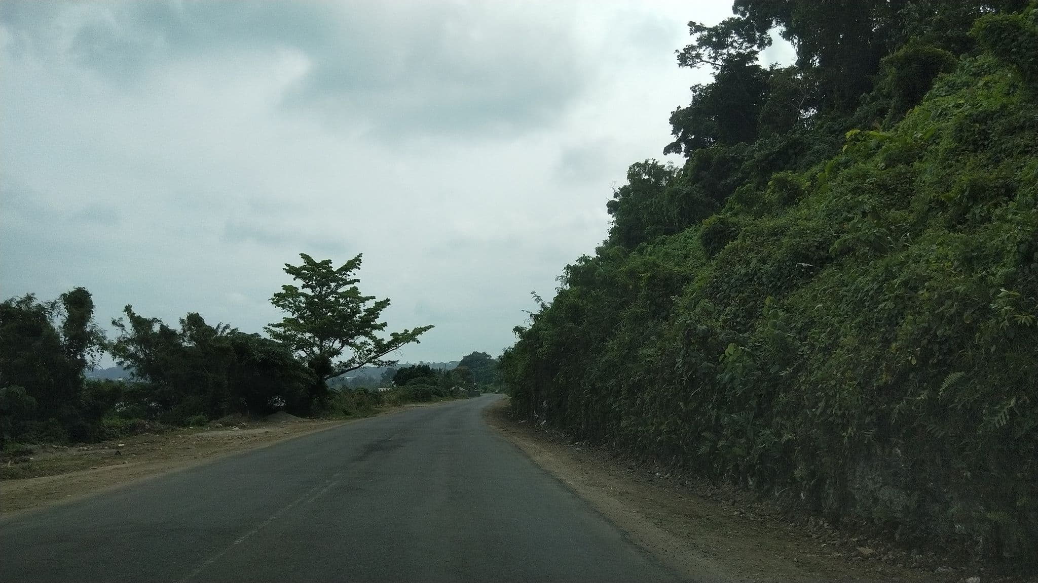 Street view near lake view apartment, Port-Vila — © sjohnson1b (CC BY-SA · Mapillary)