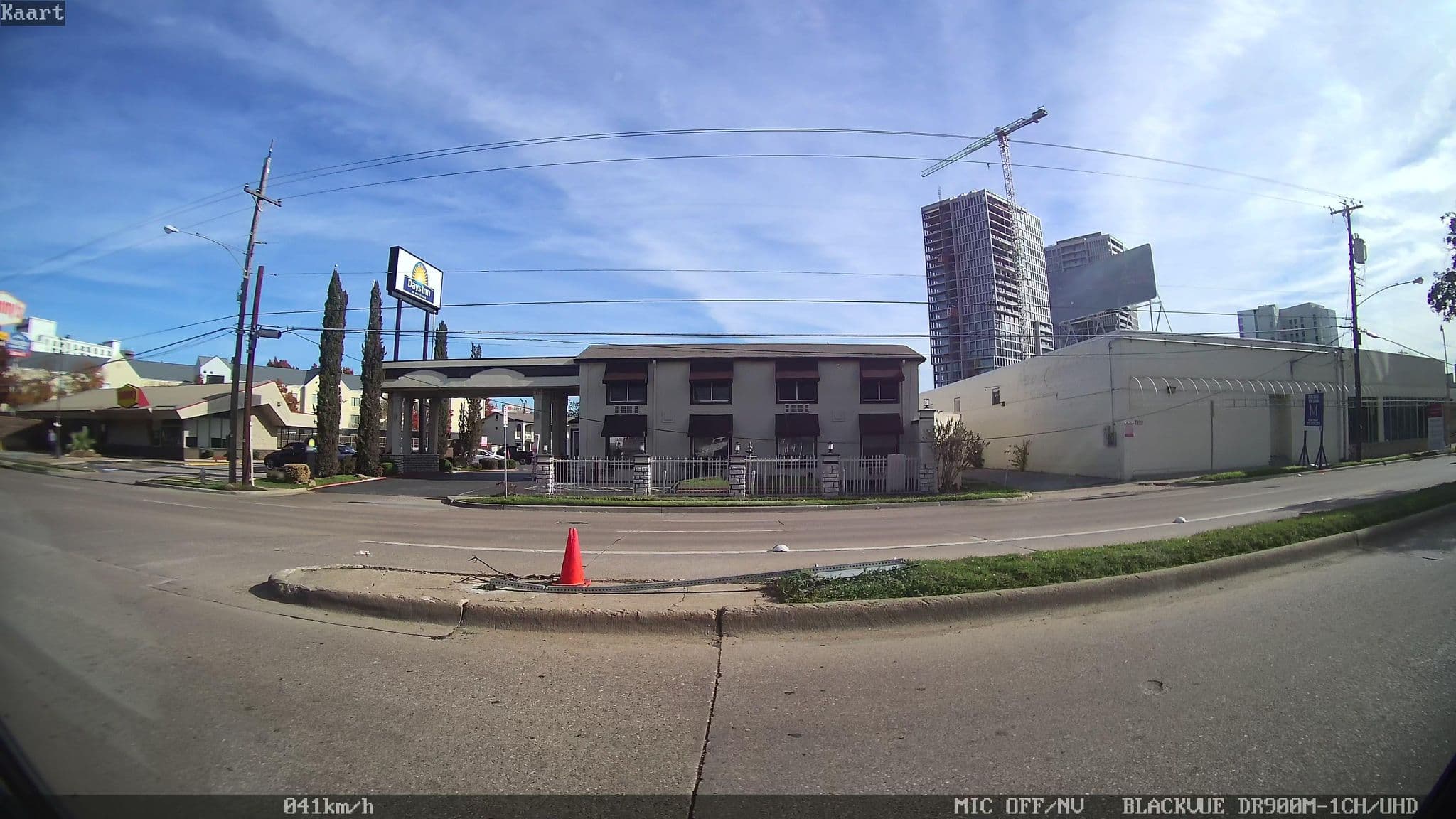 Street view near Motel 6 Dallas, TX – Downtown, Dallas — © piligab (CC BY-SA · Mapillary)
