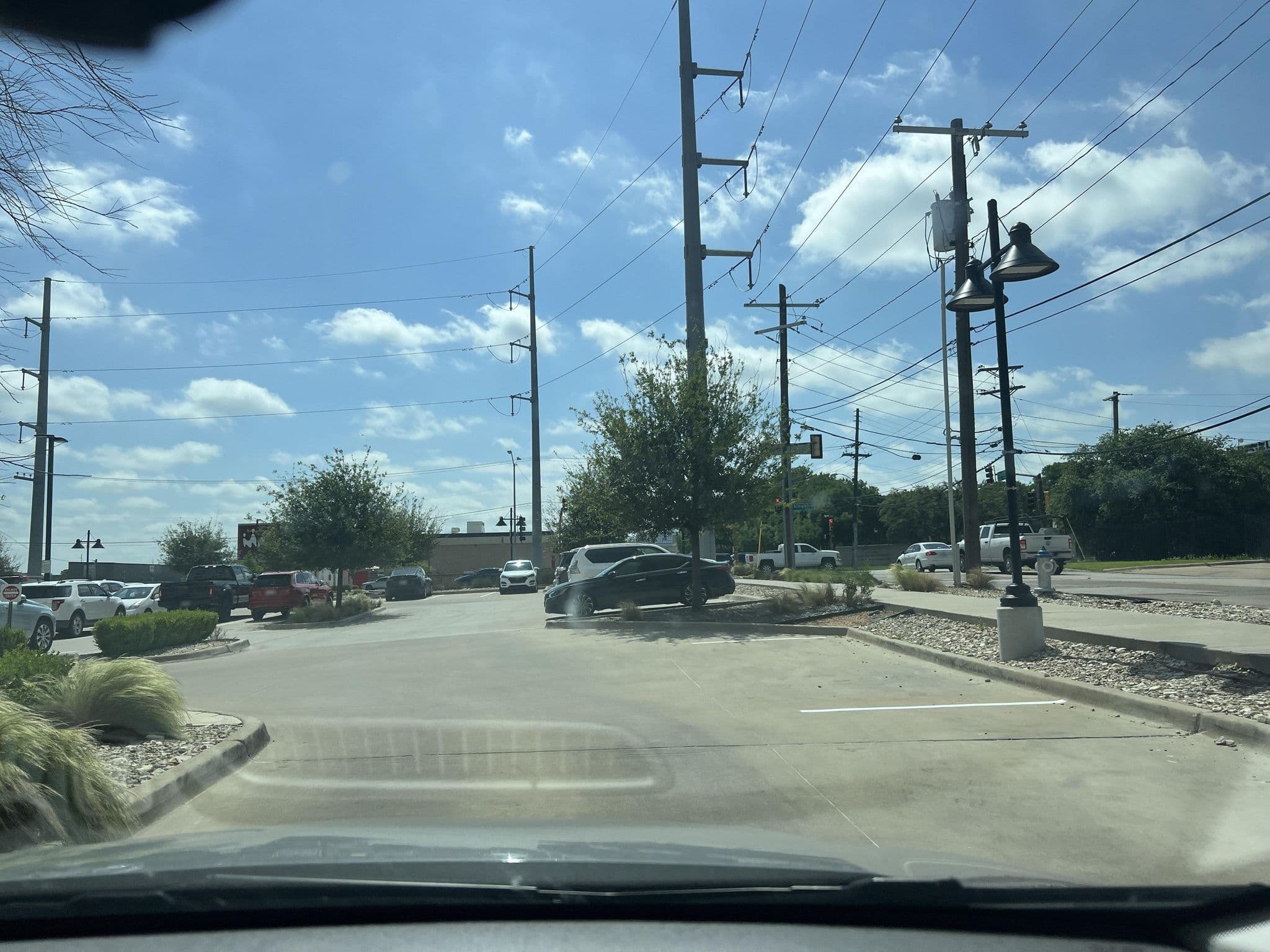 Street view near Aloft by Marriott Dallas Love Field, Dallas — © whitecotton (CC BY-SA · Mapillary)