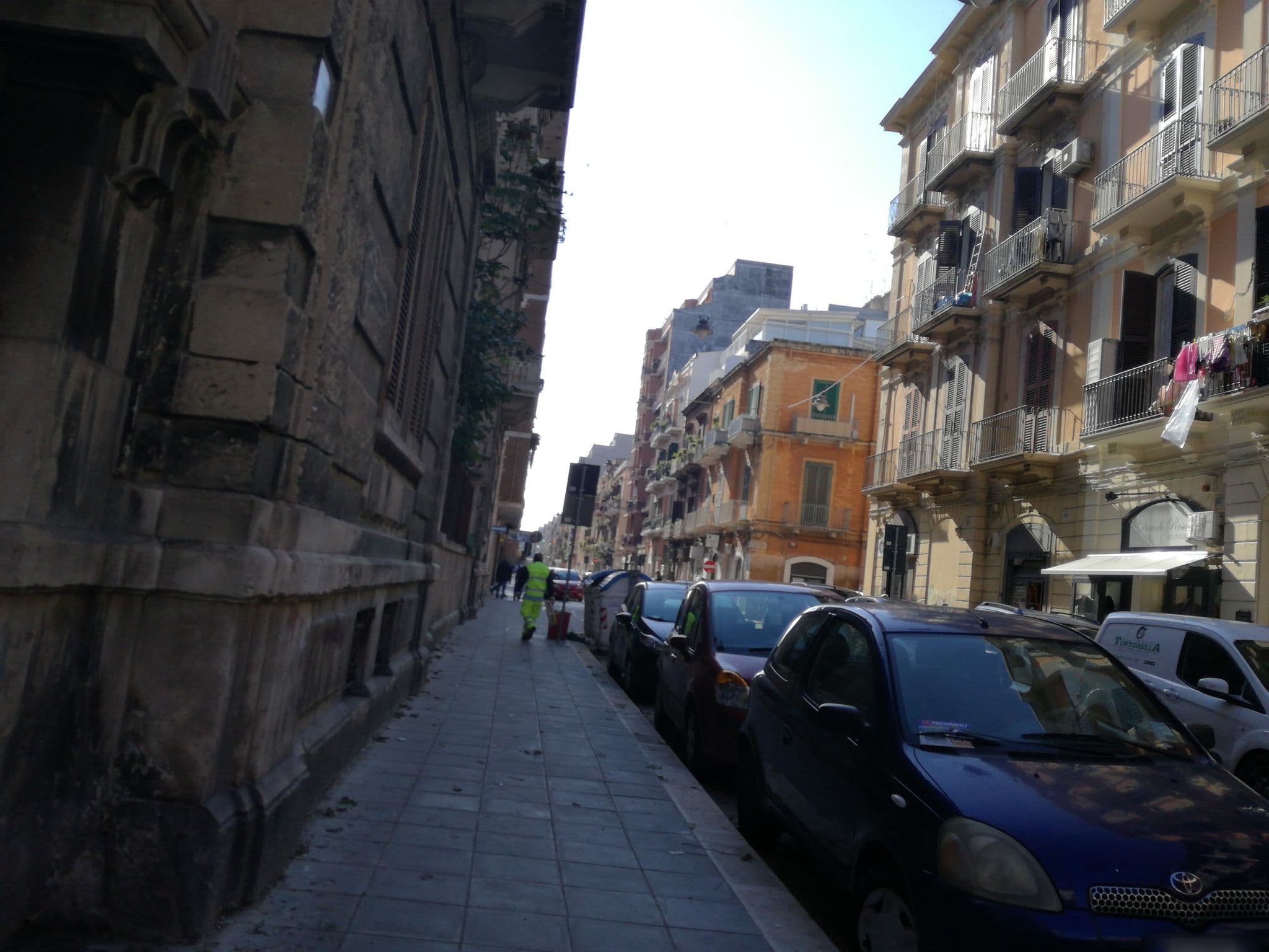 Street view near TreVì Apulian Lives, Bari, Bari — © natanmast (CC BY-SA · Mapillary)