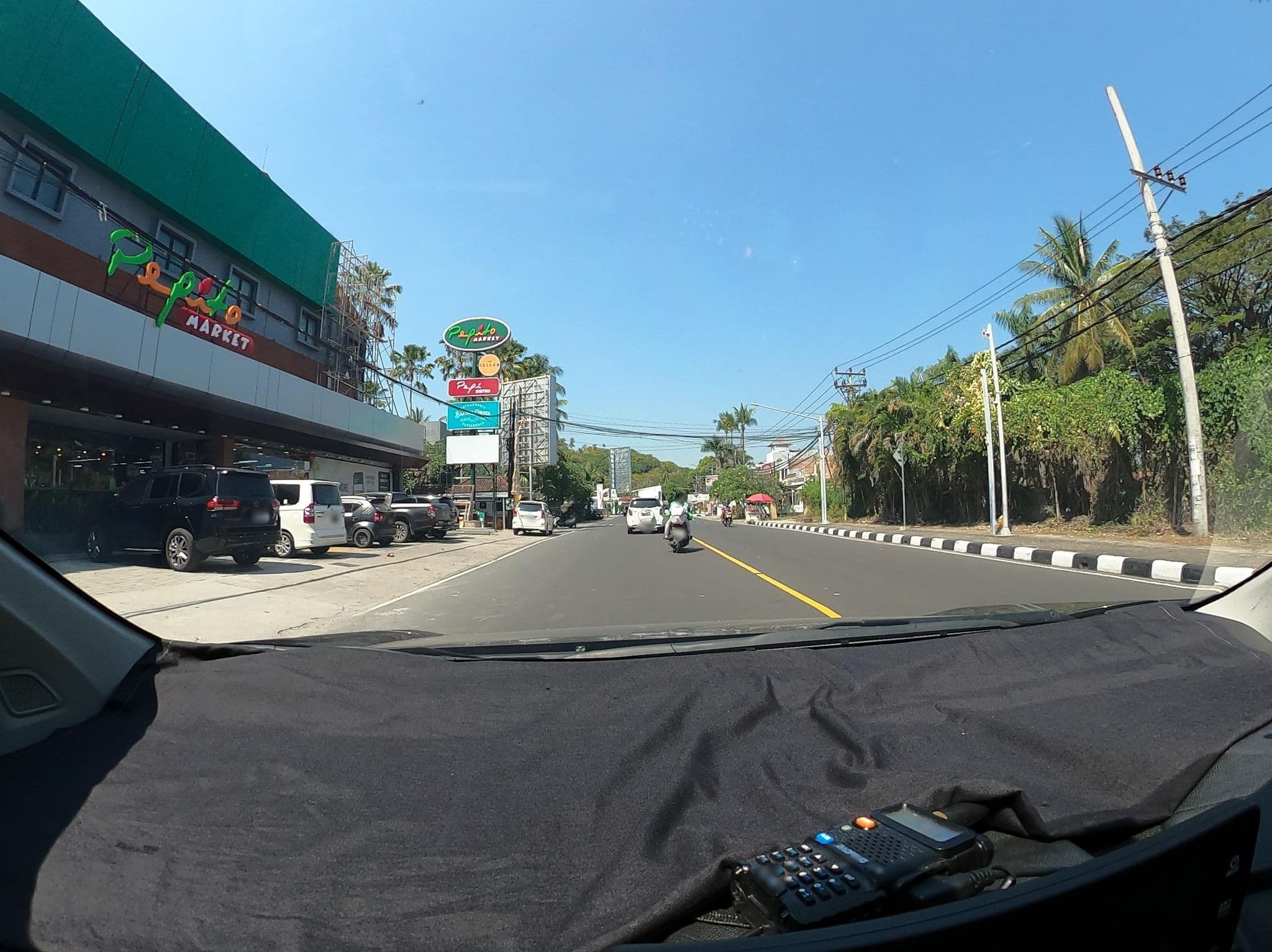 Street view near A bel travel, Senggigi