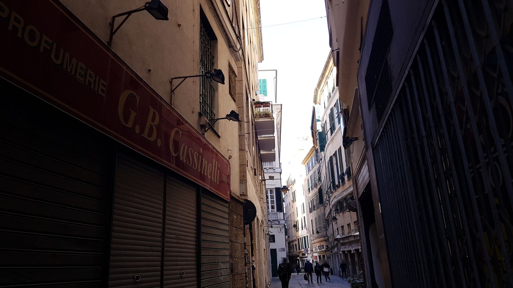 Street view near Soziglia Guest Rooms, Genoa — © ale_zena_it (CC BY-SA · Mapillary)