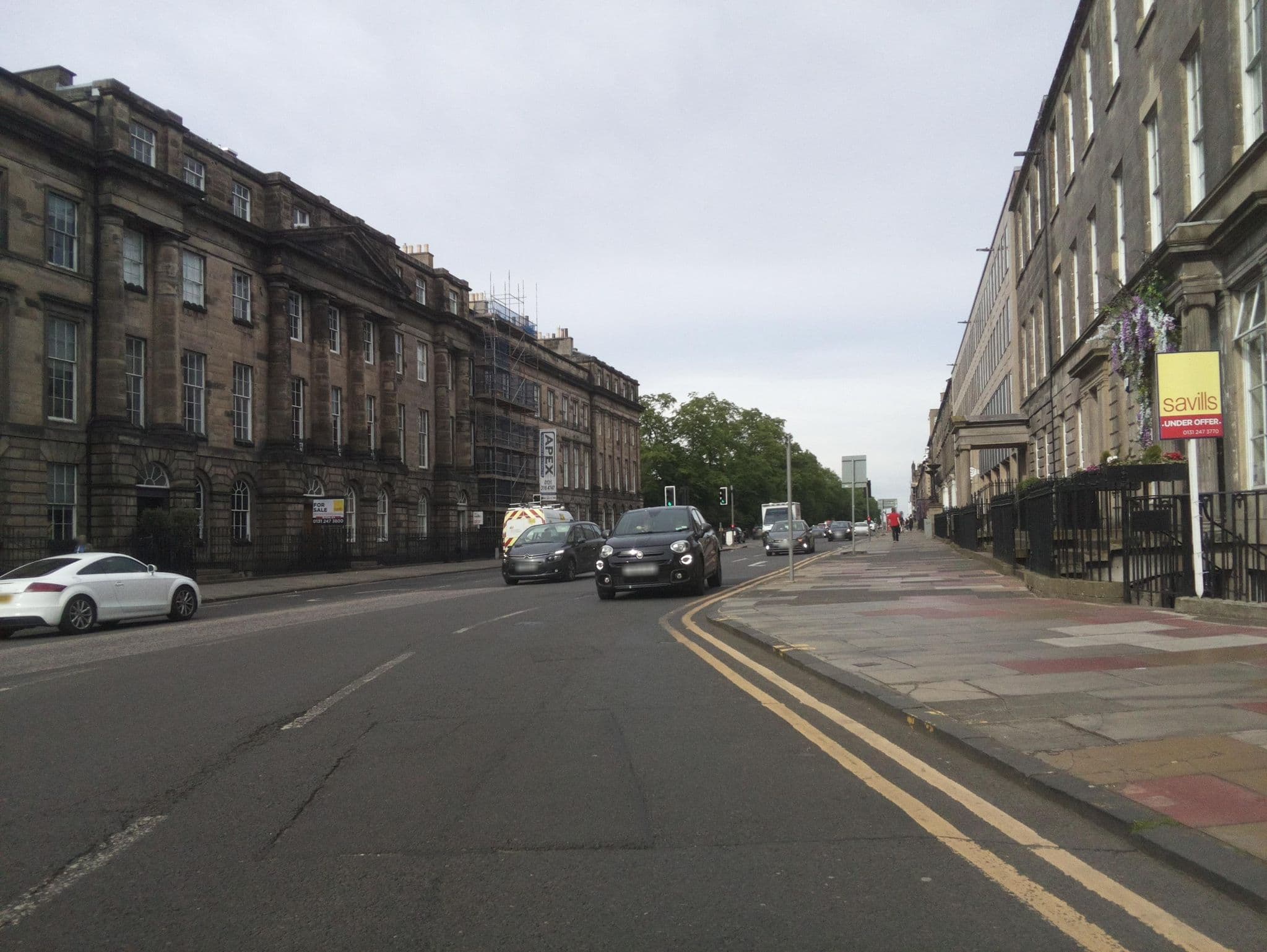 Street view near Heeton Concept - Aparthotel Queen Street - Edinburgh, Edinburgh — © southglos (CC BY-SA · Mapillary)