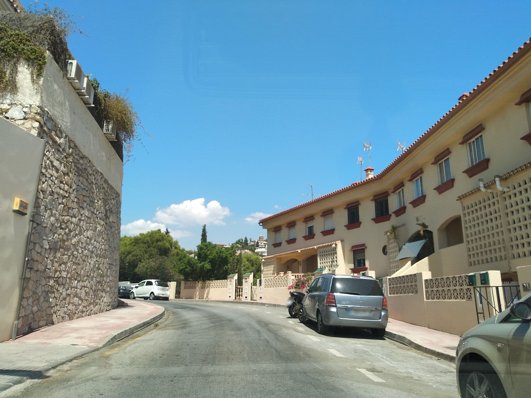 Street view near Flamencos Del Cerrado, Málaga — © klaberlang (CC BY-SA · Mapillary)