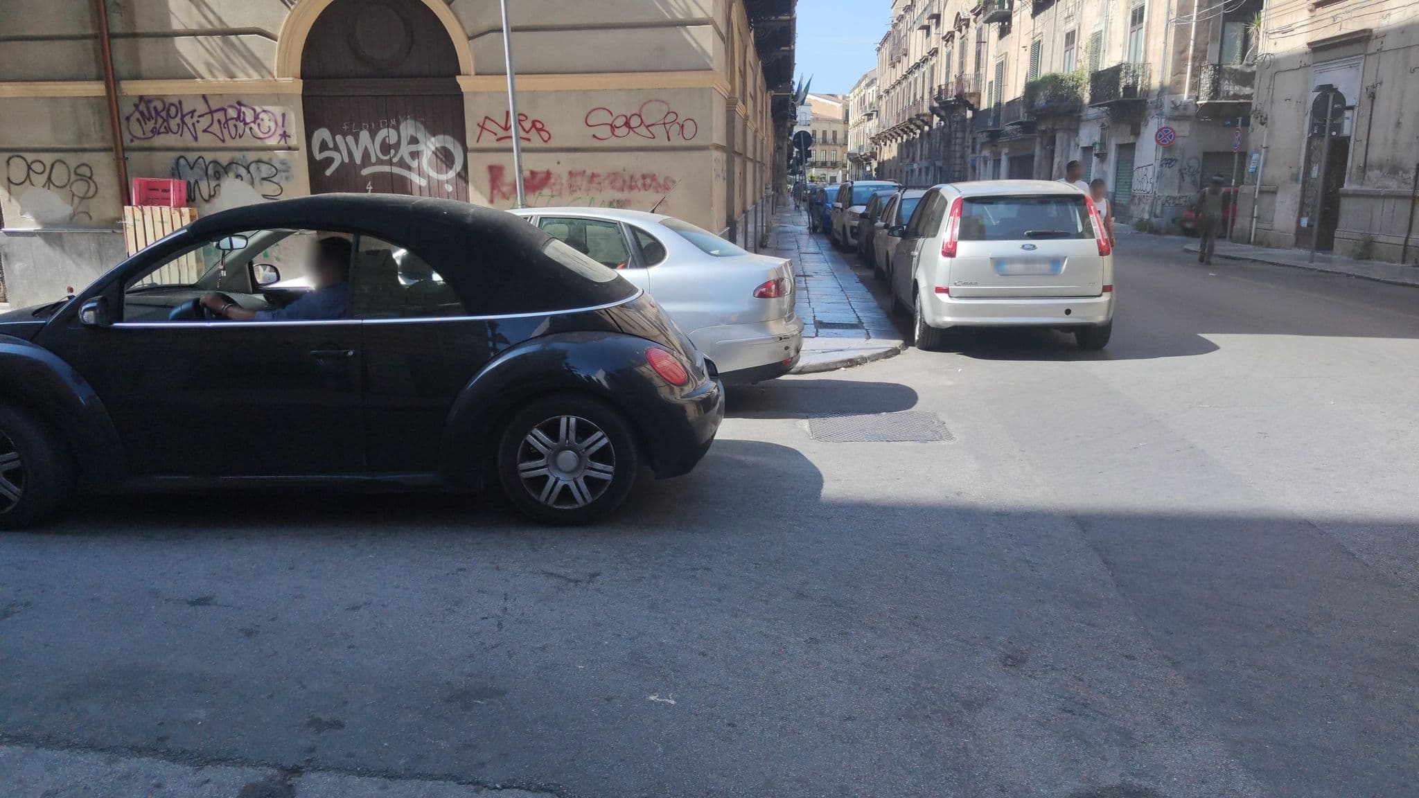 Street view near Bed and Breakfast Stanze al Genio di Darlon, Palermo — © mrey (CC BY-SA · Mapillary)