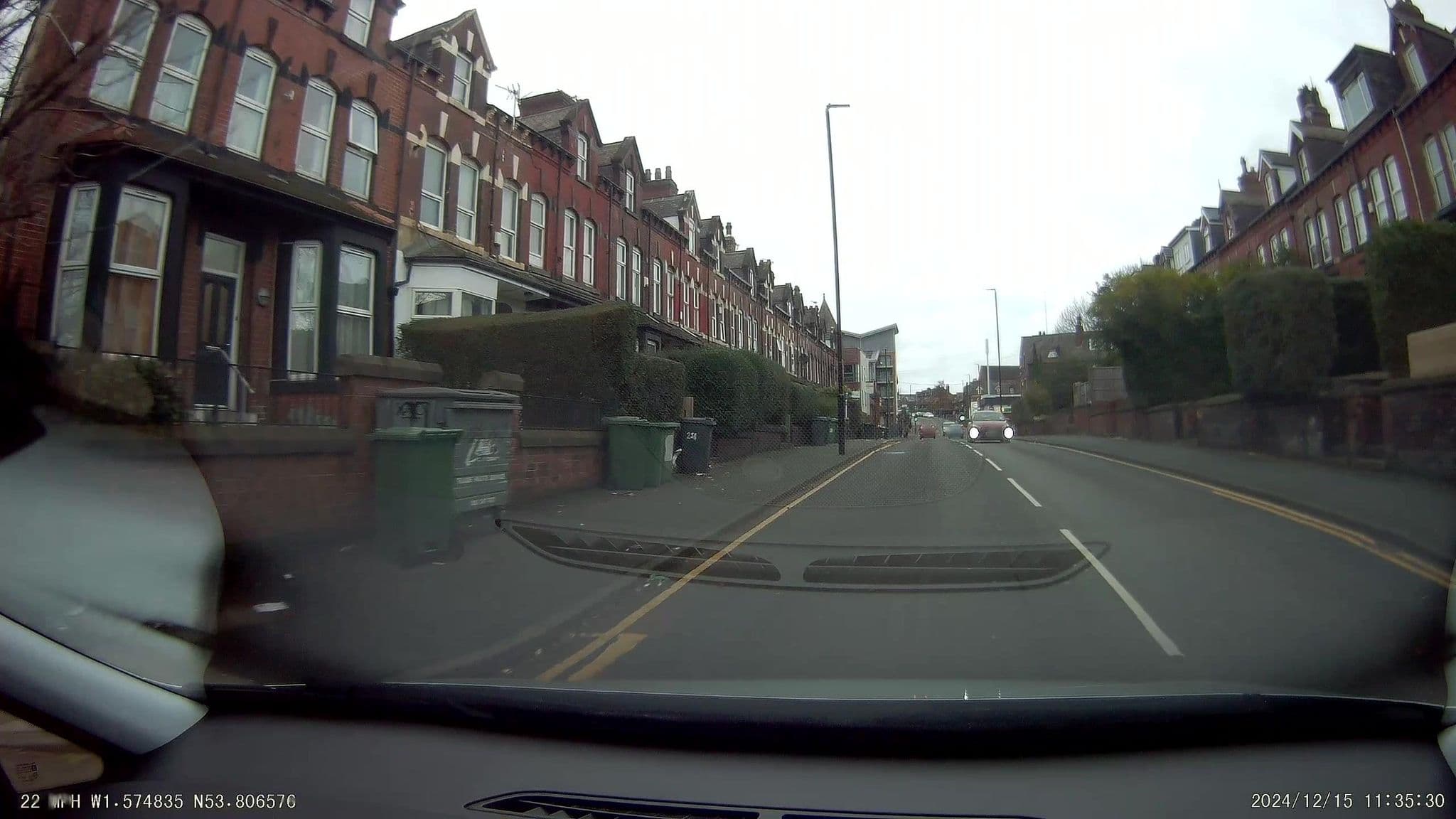 Street view near 262 - 280 Cardigan Road Apartments, Leeds — © aidan573 (CC BY-SA · Mapillary)