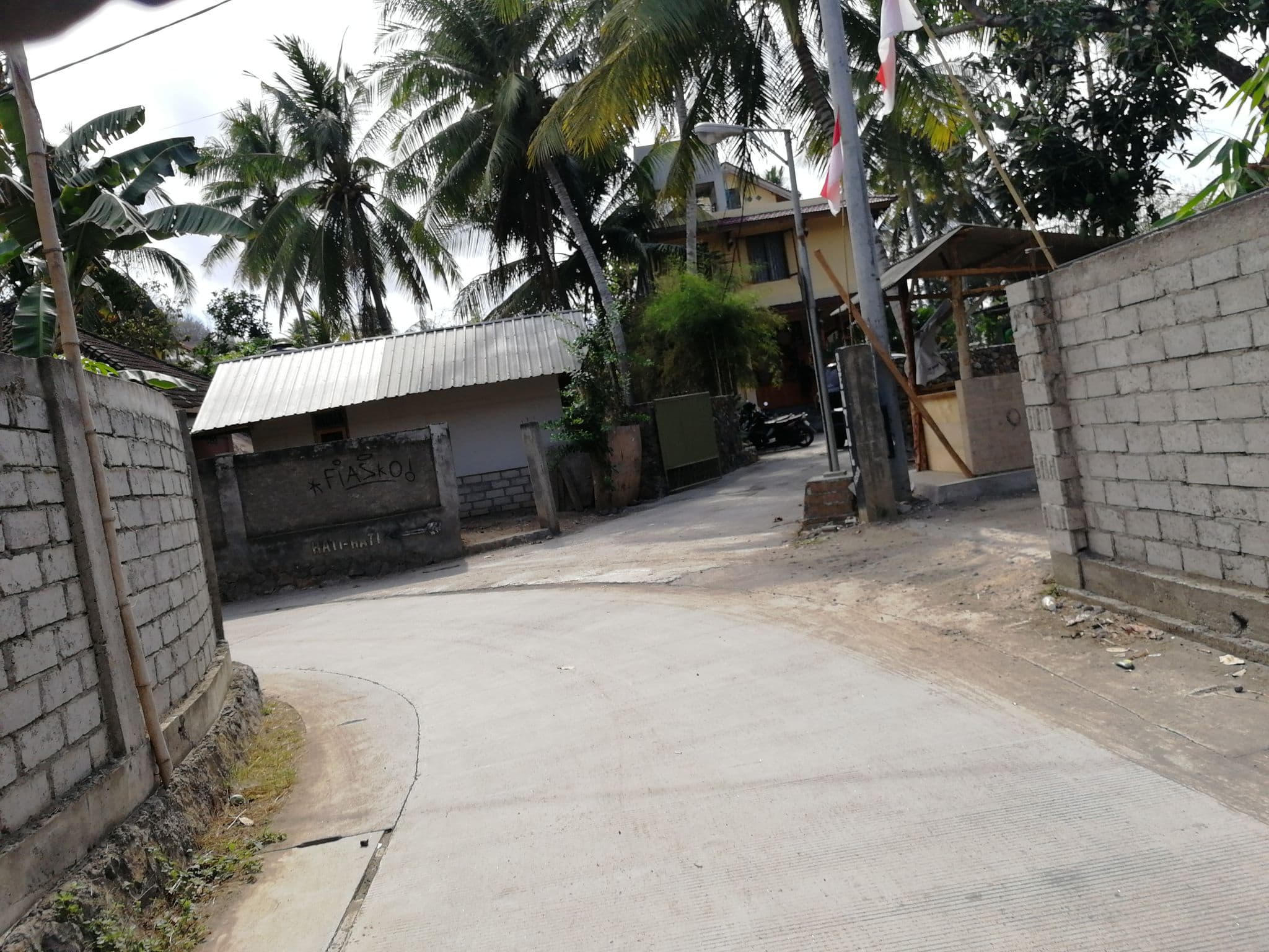 Street view near Botchan, Praya