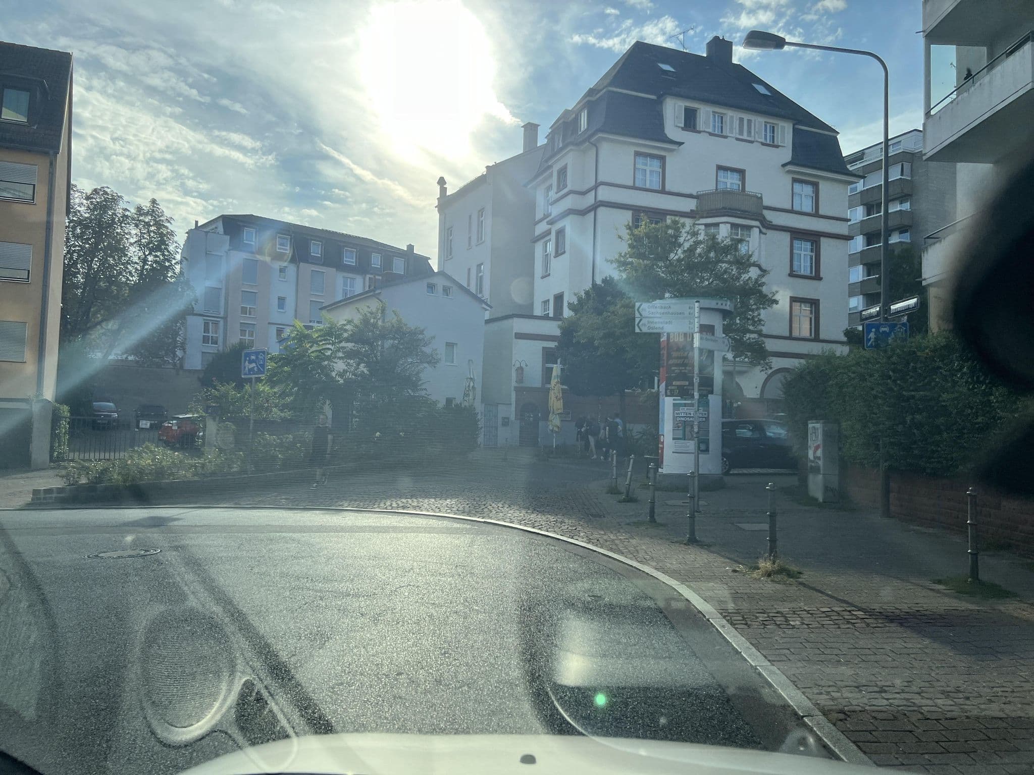 Street view near Penthouse Frankfurt, Frankfurt am Main — © robffm (CC BY-SA · Mapillary)