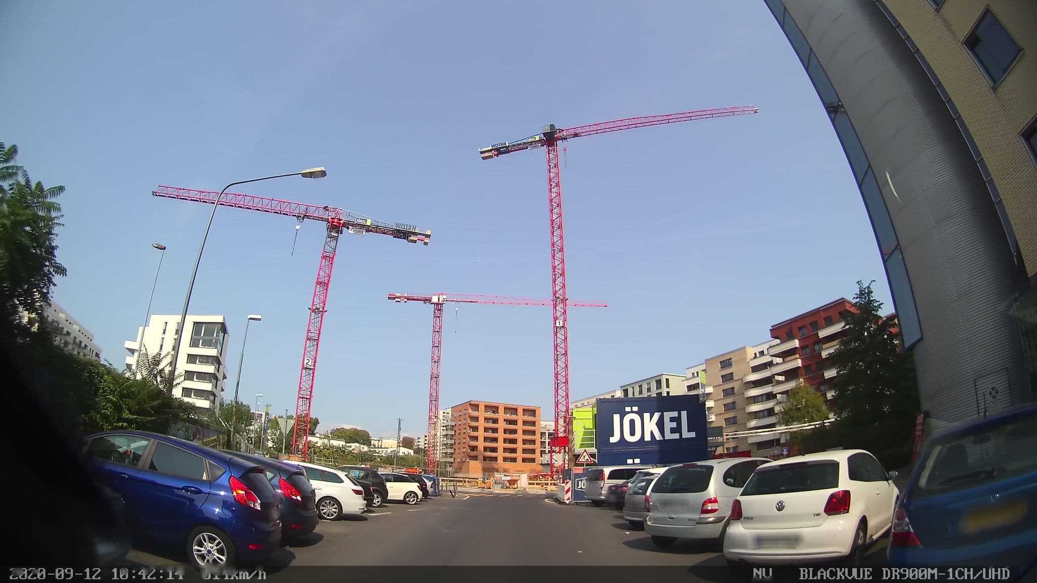 Street view near ACHAT Hotel Frankfurt City, Frankfurt am Main — © chuck (CC BY-SA · Mapillary)