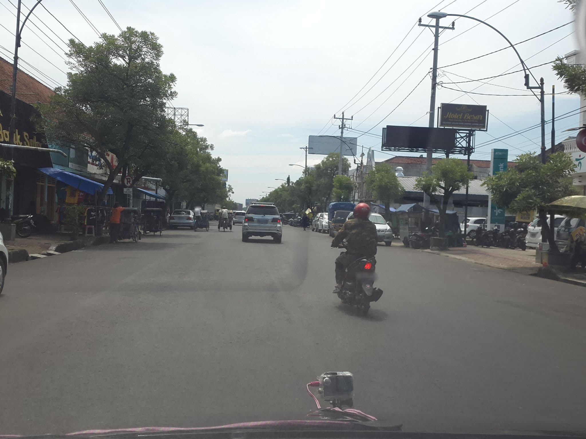 Street view near Hotel Besar, Purwokerto — © roadroid (CC BY-SA · Mapillary)