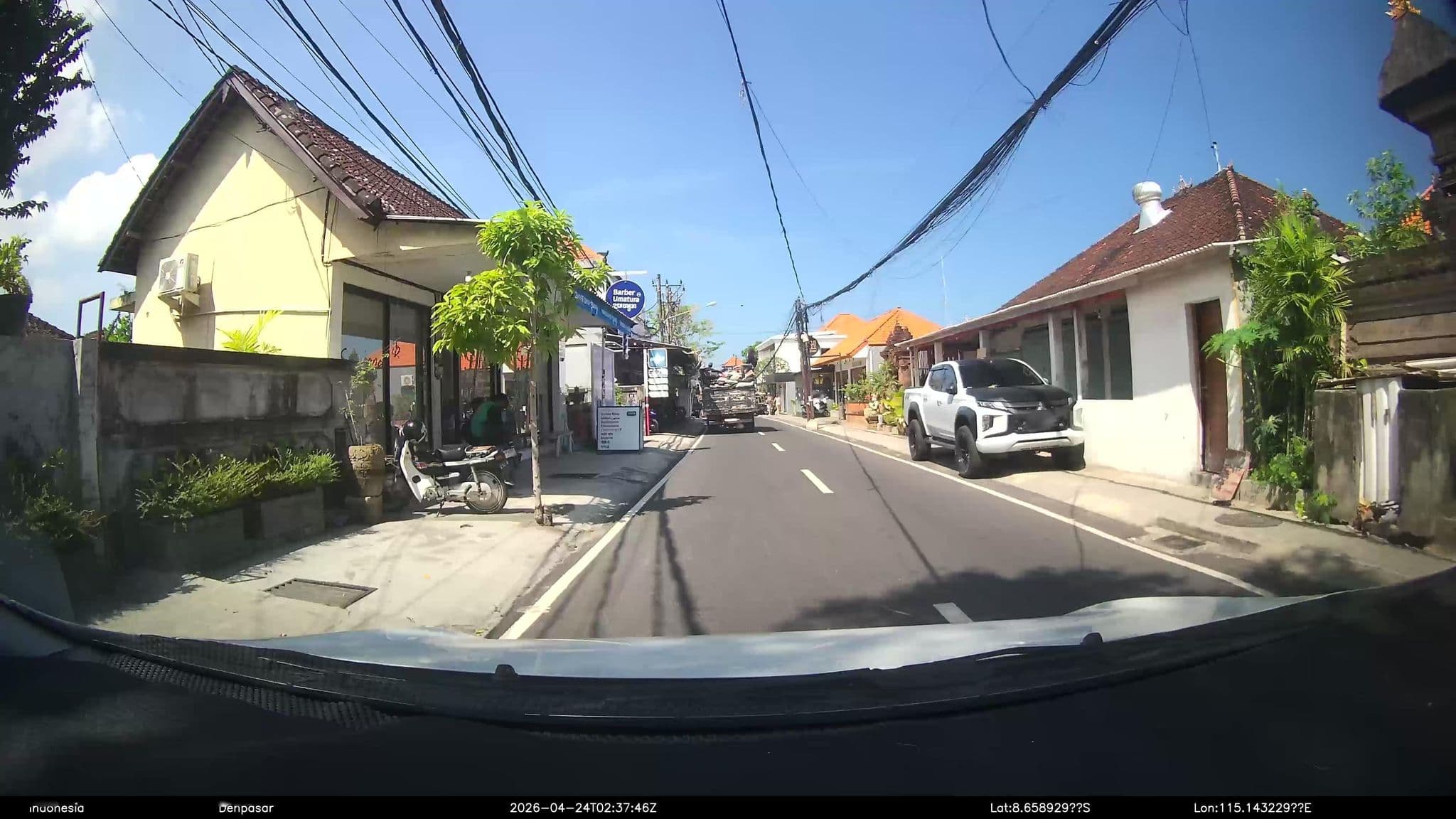 Street view near Bali Made, Dalung